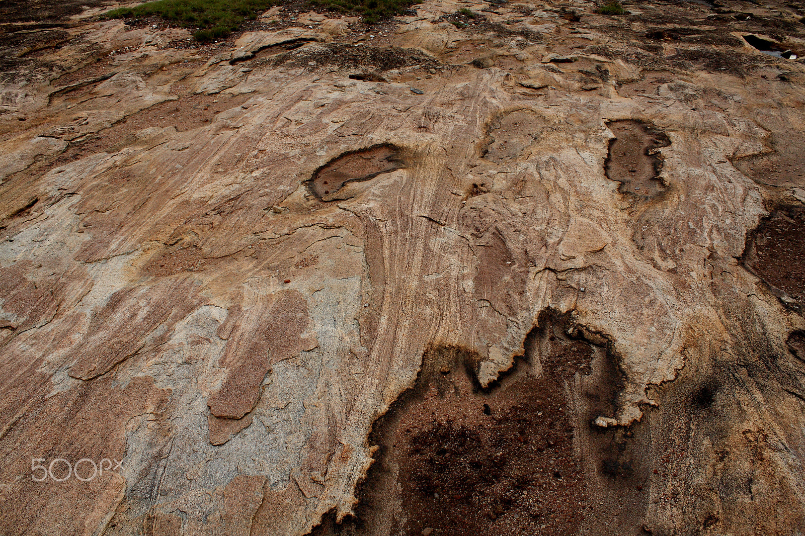Canon EF-S 18-55mm F3.5-5.6 IS sample photo. Rocks photography