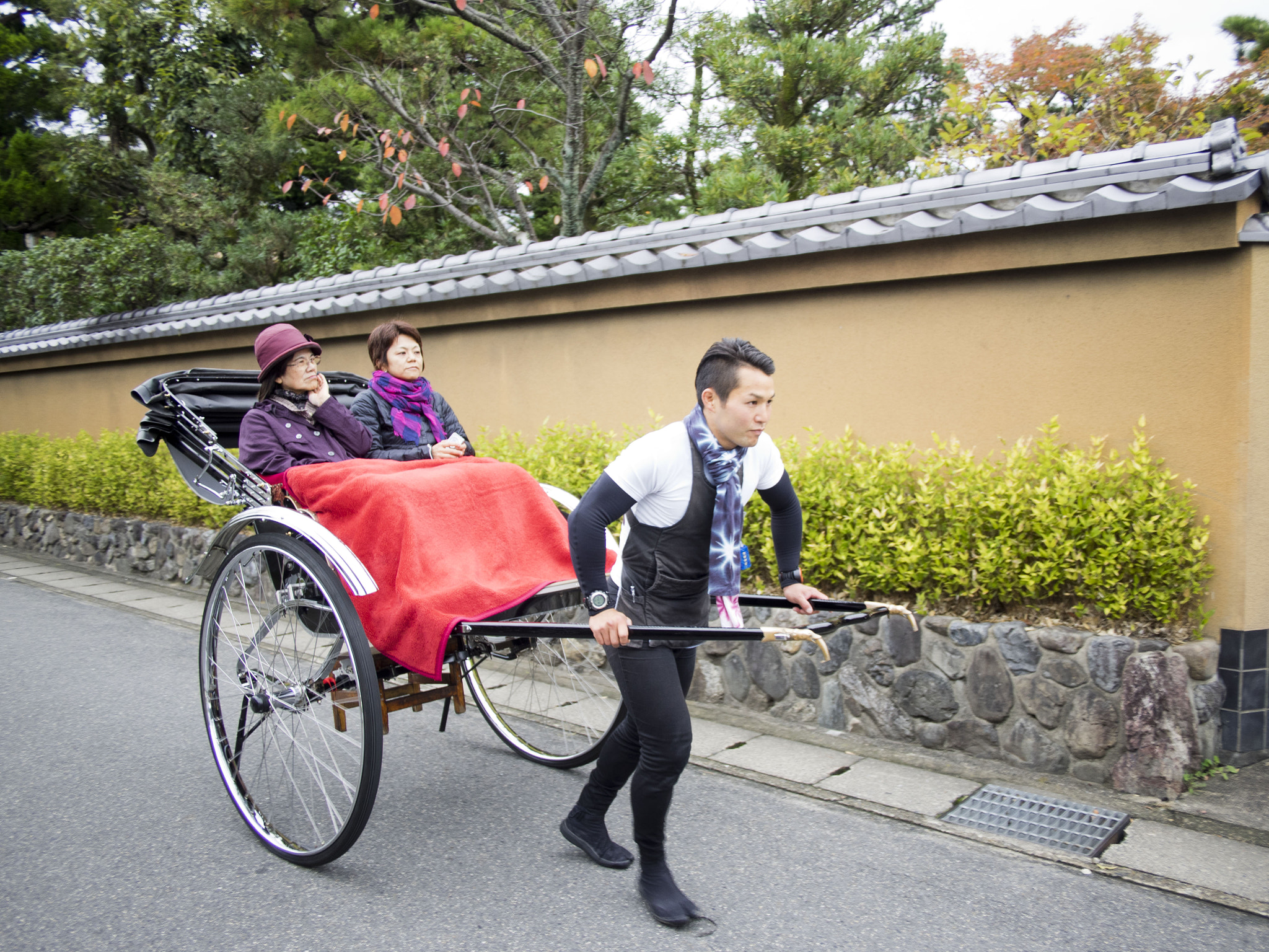 Olympus OM-D E-M1 + Panasonic Lumix G 14mm F2.5 ASPH sample photo. 2015 nov - kyoto, japan photography