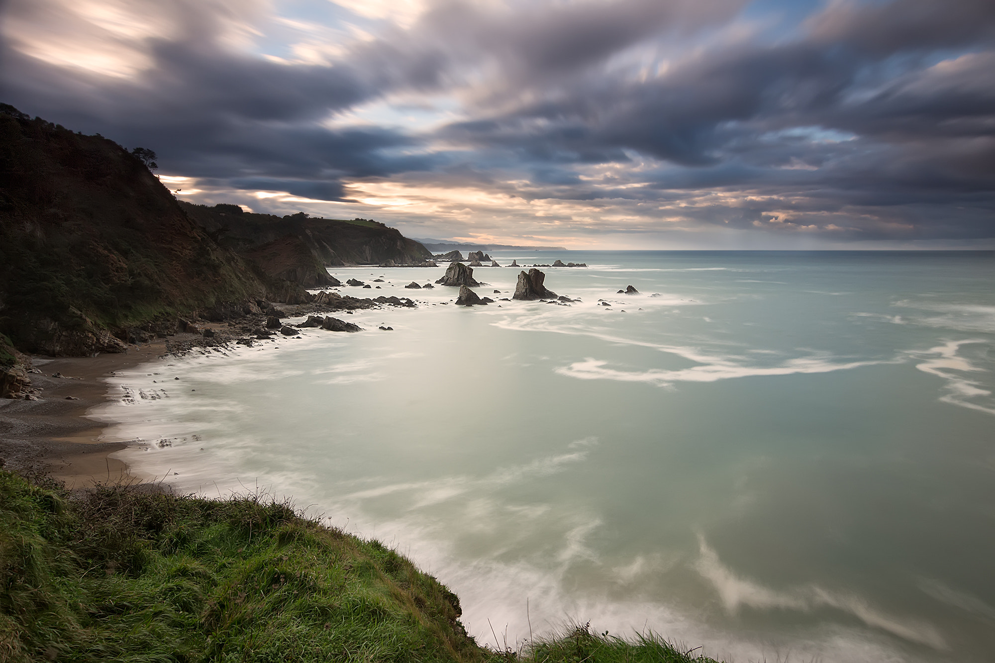 Tokina AT-X Pro 12-24mm F4 (IF) DX sample photo. Colors in asturias photography