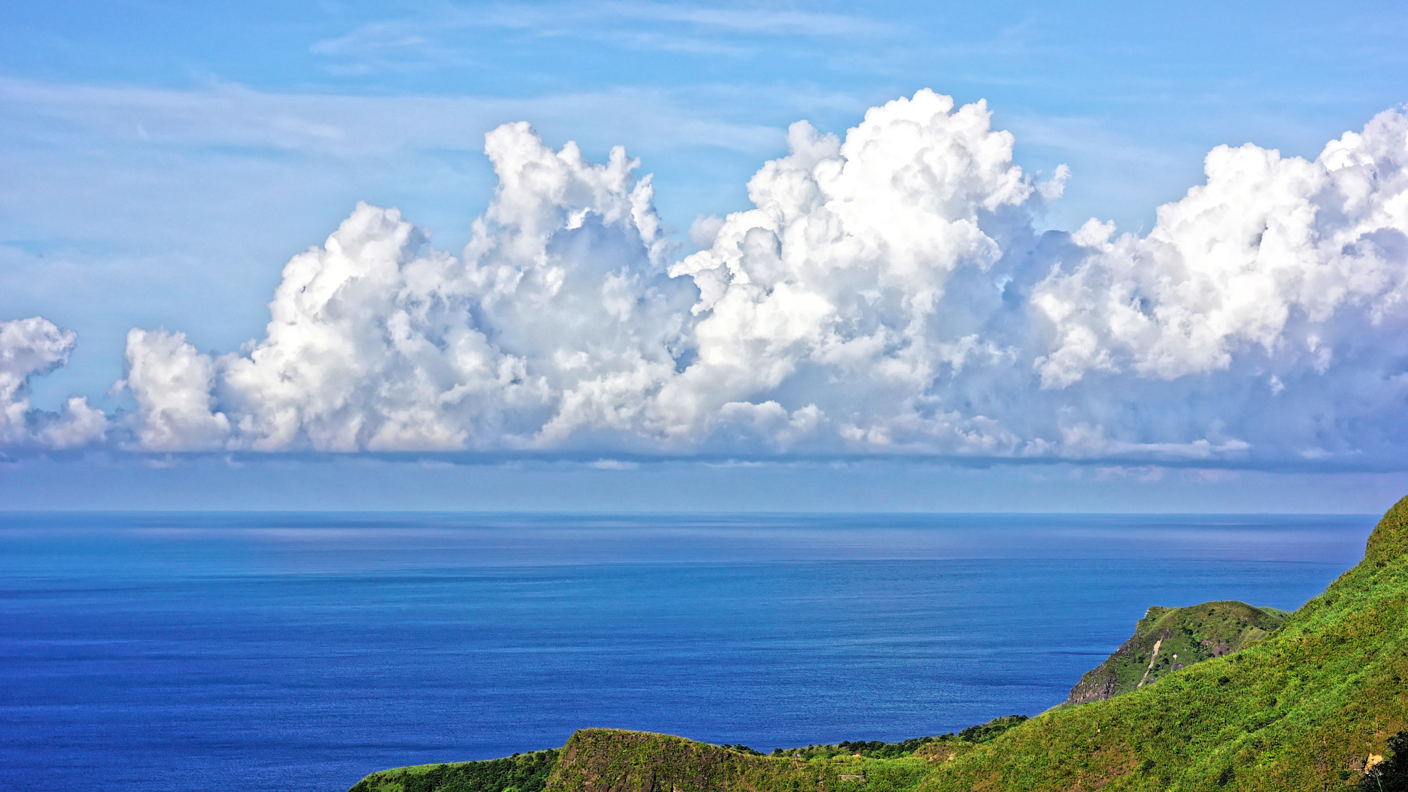 Sony Alpha NEX-7 + Sony Sonnar T* FE 55mm F1.8 ZA sample photo. The east china sea photography