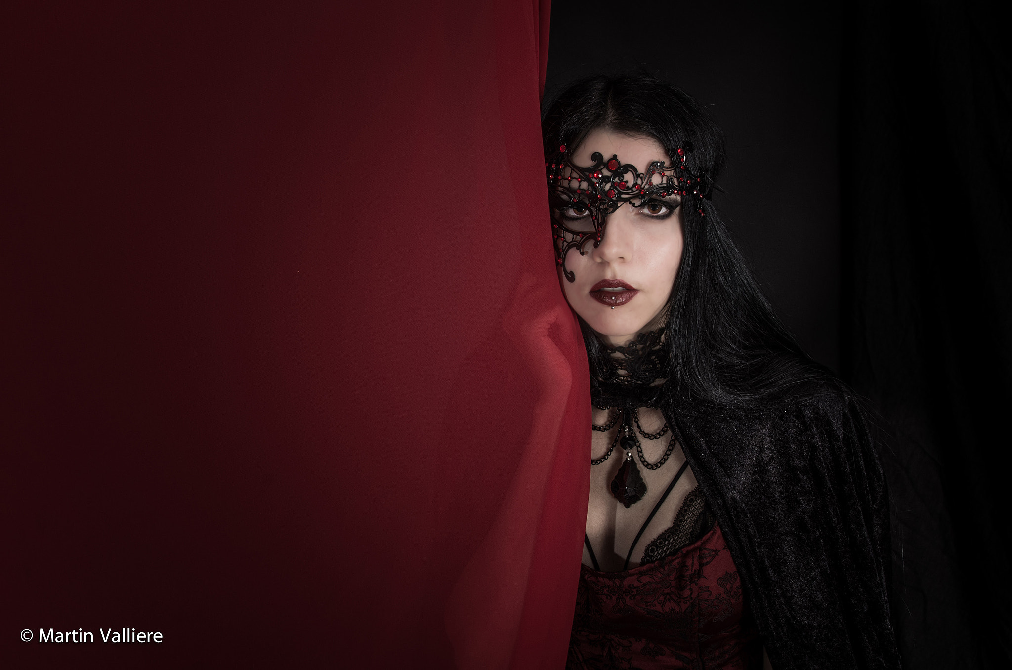 Pentax K-5 + Sigma 18-35mm F1.8 DC HSM Art sample photo. The dark princess photography