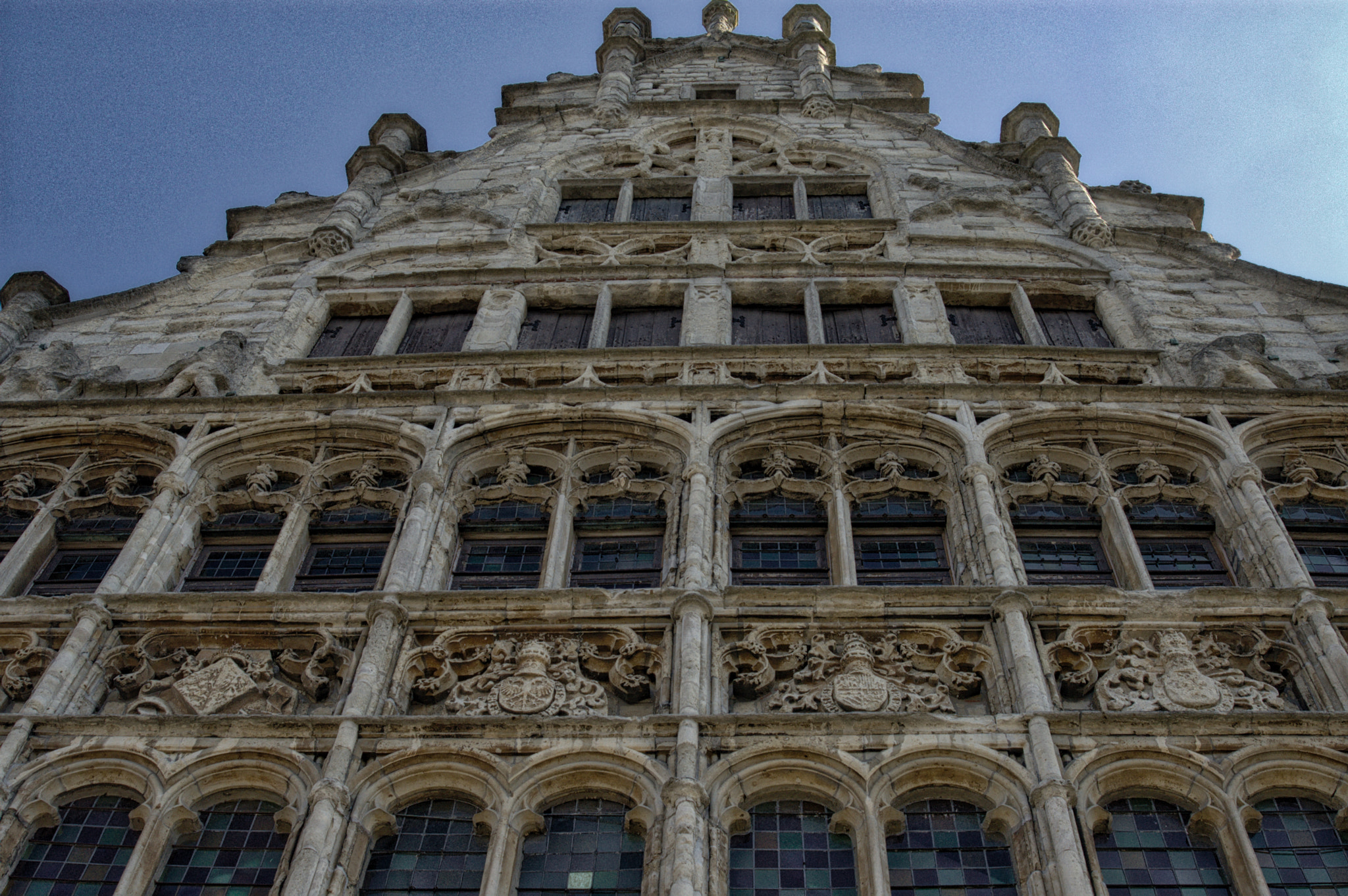 AF Zoom-Nikkor 28-80mm f/3.3-5.6G sample photo. Building @ gent photography