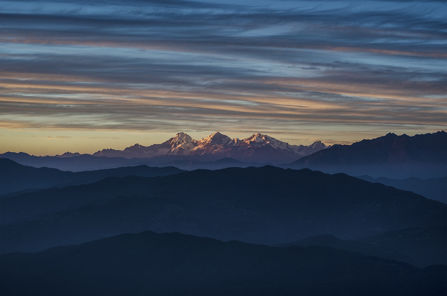 Nikon D5100 + Nikon AF Nikkor 50mm F1.8D sample photo. Phenomenal mountain range photography