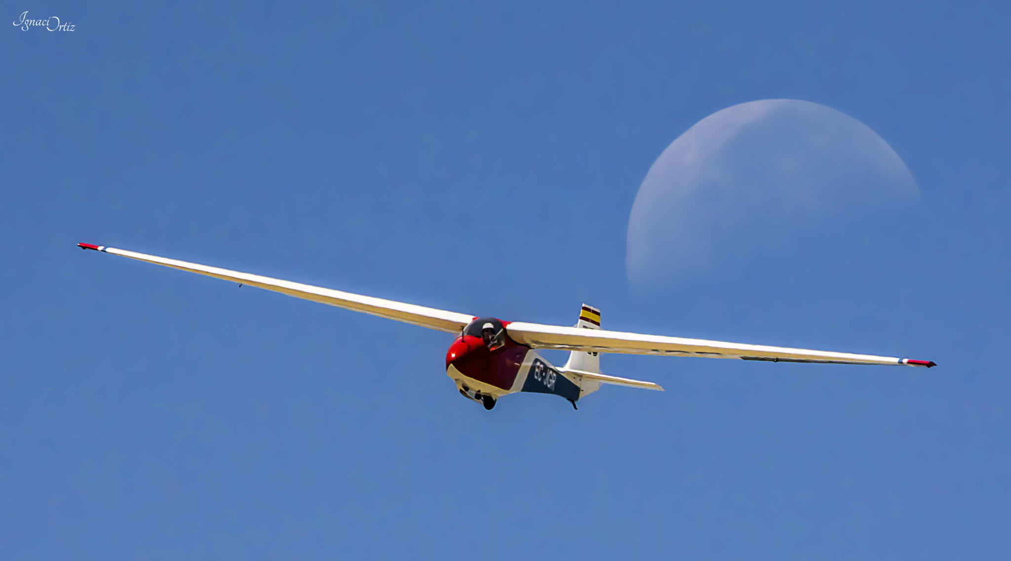 Sigma 150-500mm F5-6.3 DG OS HSM sample photo. Coming back from the moon photography