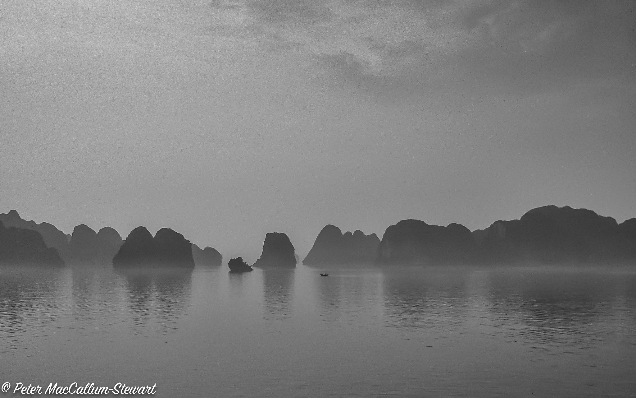 Leica C-LUX 2 sample photo. Halong bay, vietnam photography