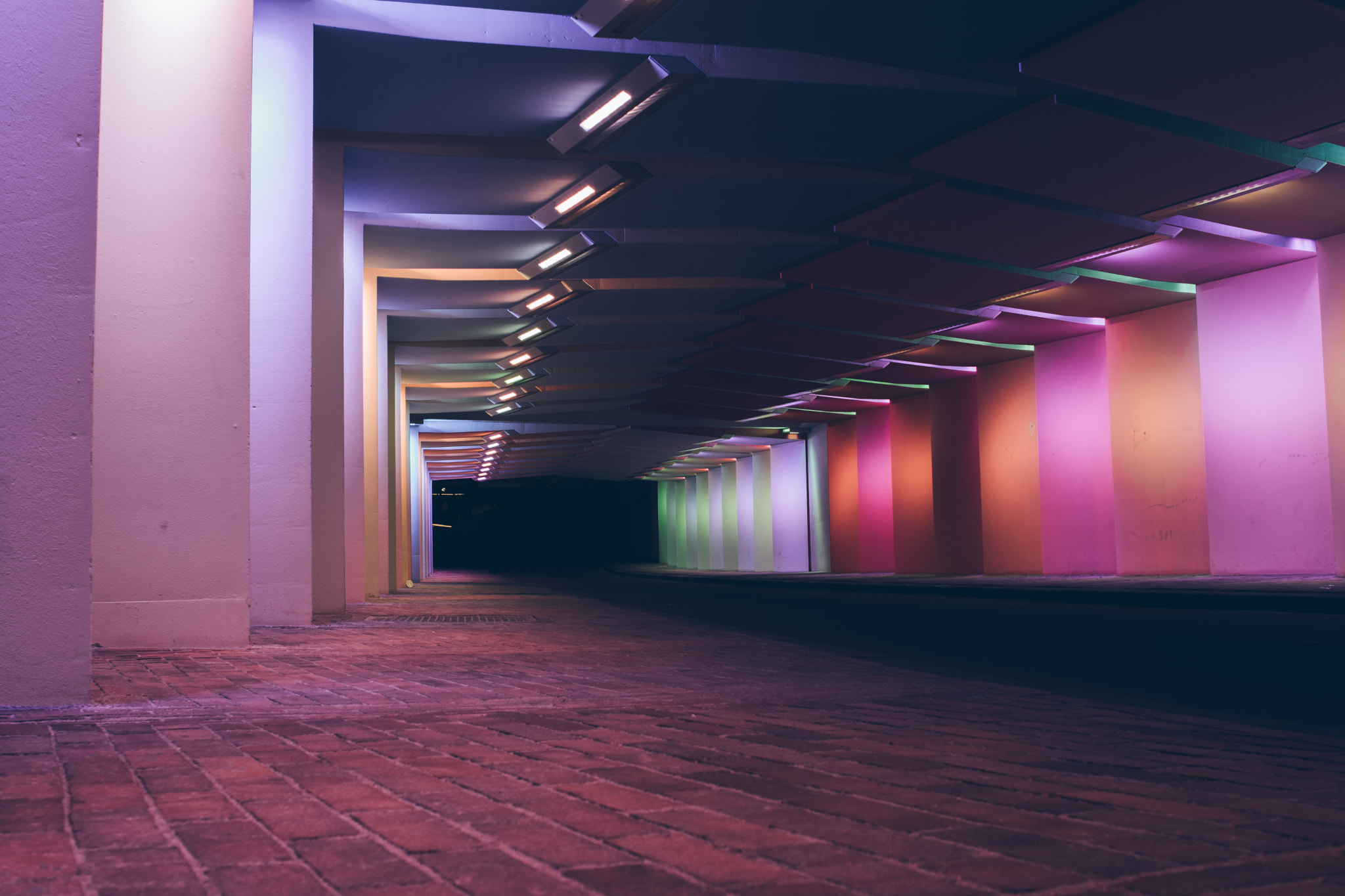Sigma 24-70mm F3.5-5.6 Aspherical HF sample photo. Lost in happy tunnels photography