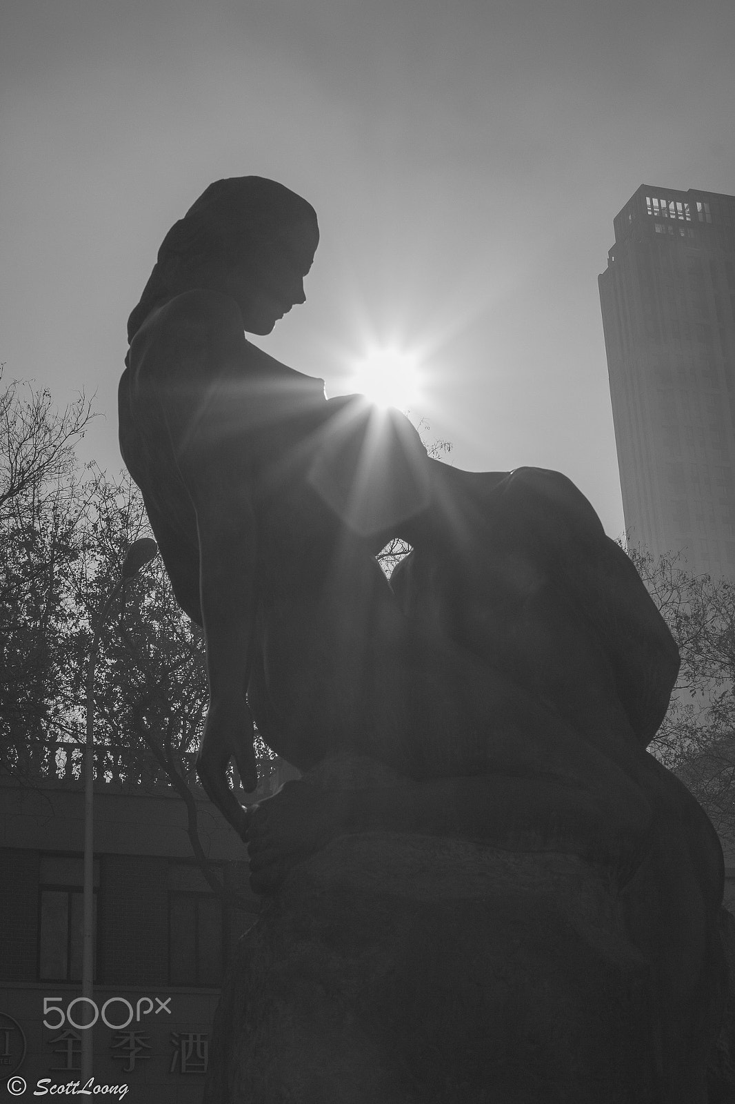 Canon EF 28-70mm f/3.5-4.5 sample photo. Sculpture photography