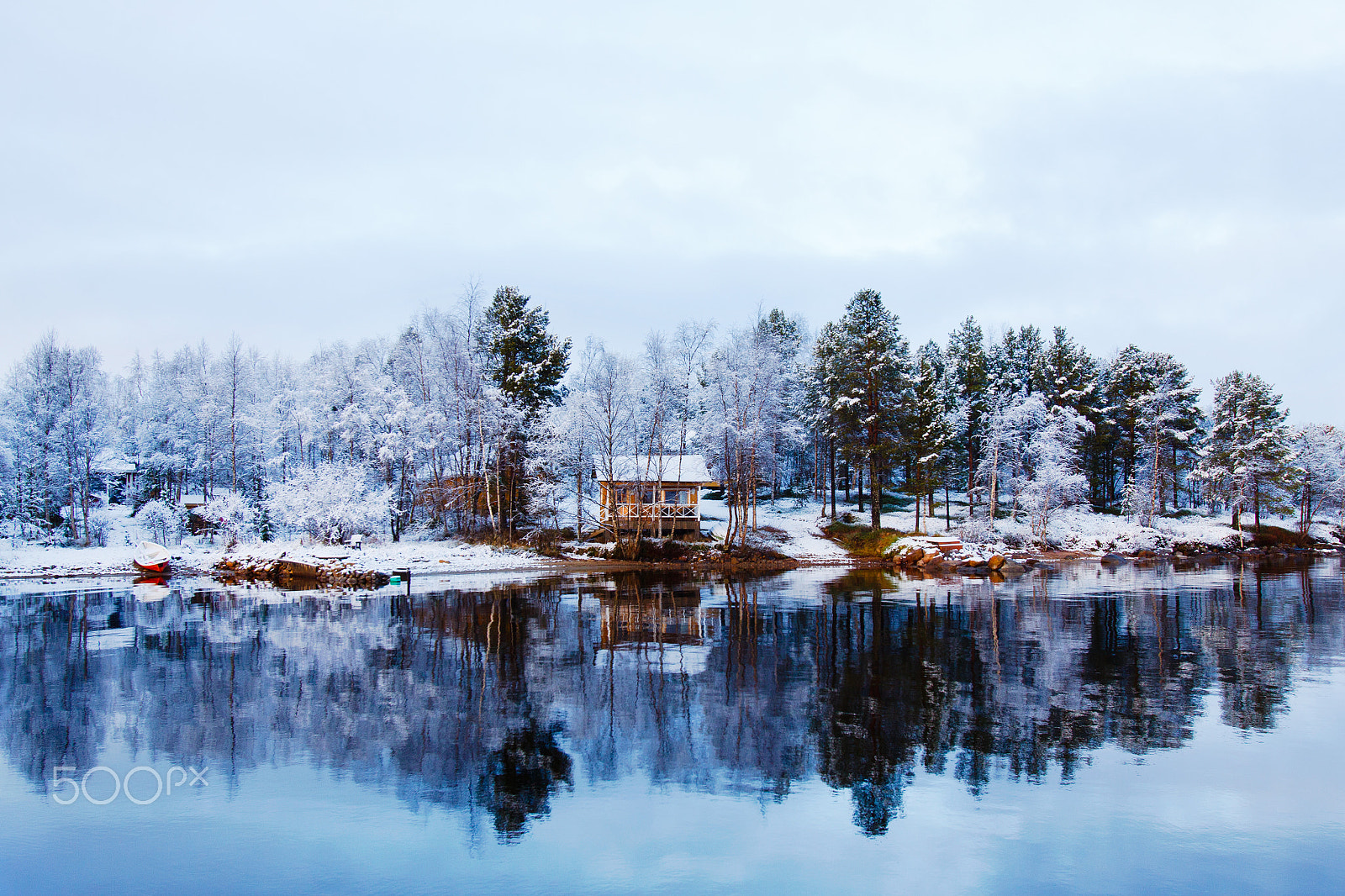 Canon EOS 50D + Canon EF 16-35mm F2.8L USM sample photo. Reflection lake inari photography