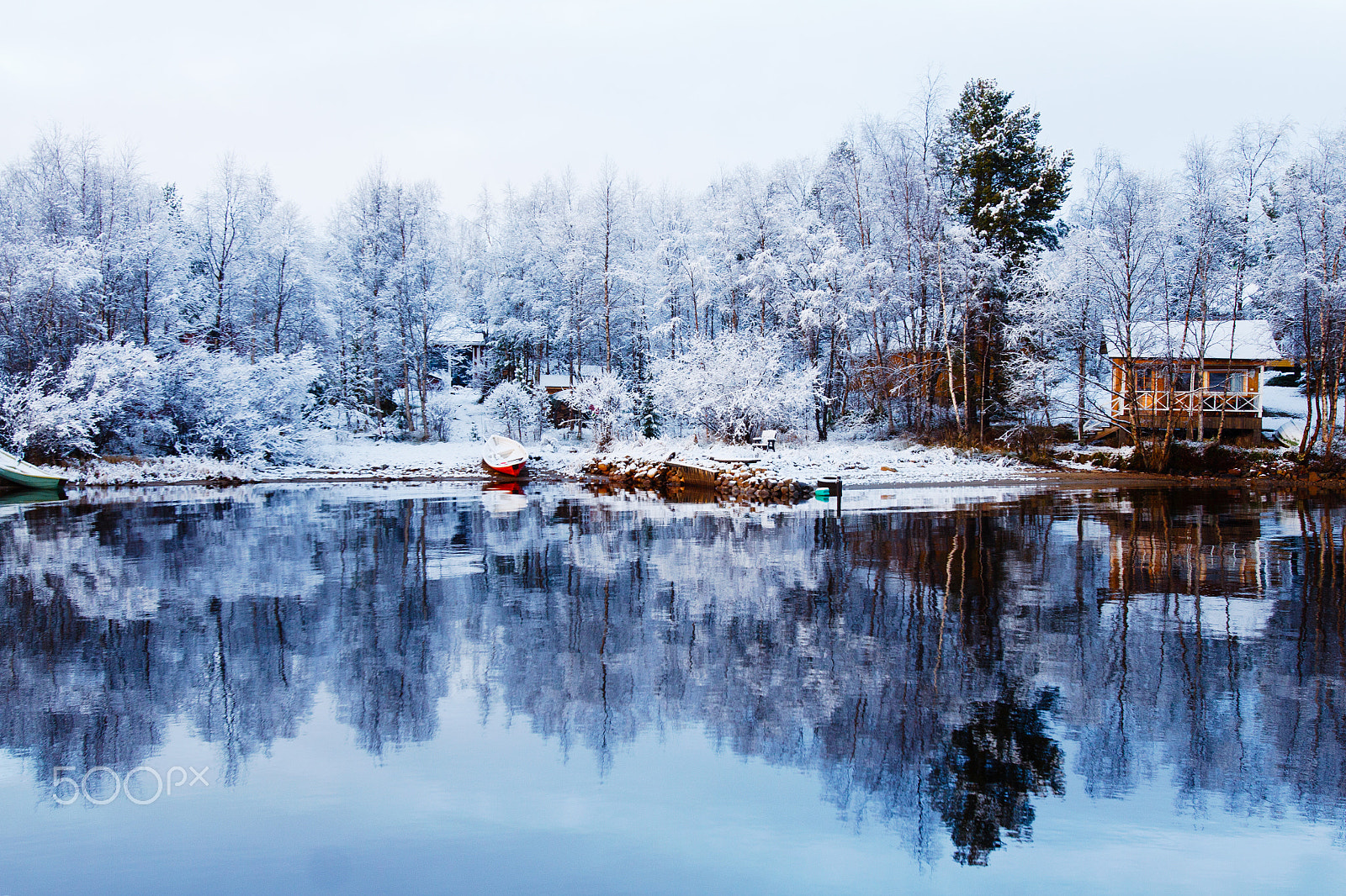 Canon EOS 50D + Canon EF 16-35mm F2.8L USM sample photo. Reflection lake inari photography