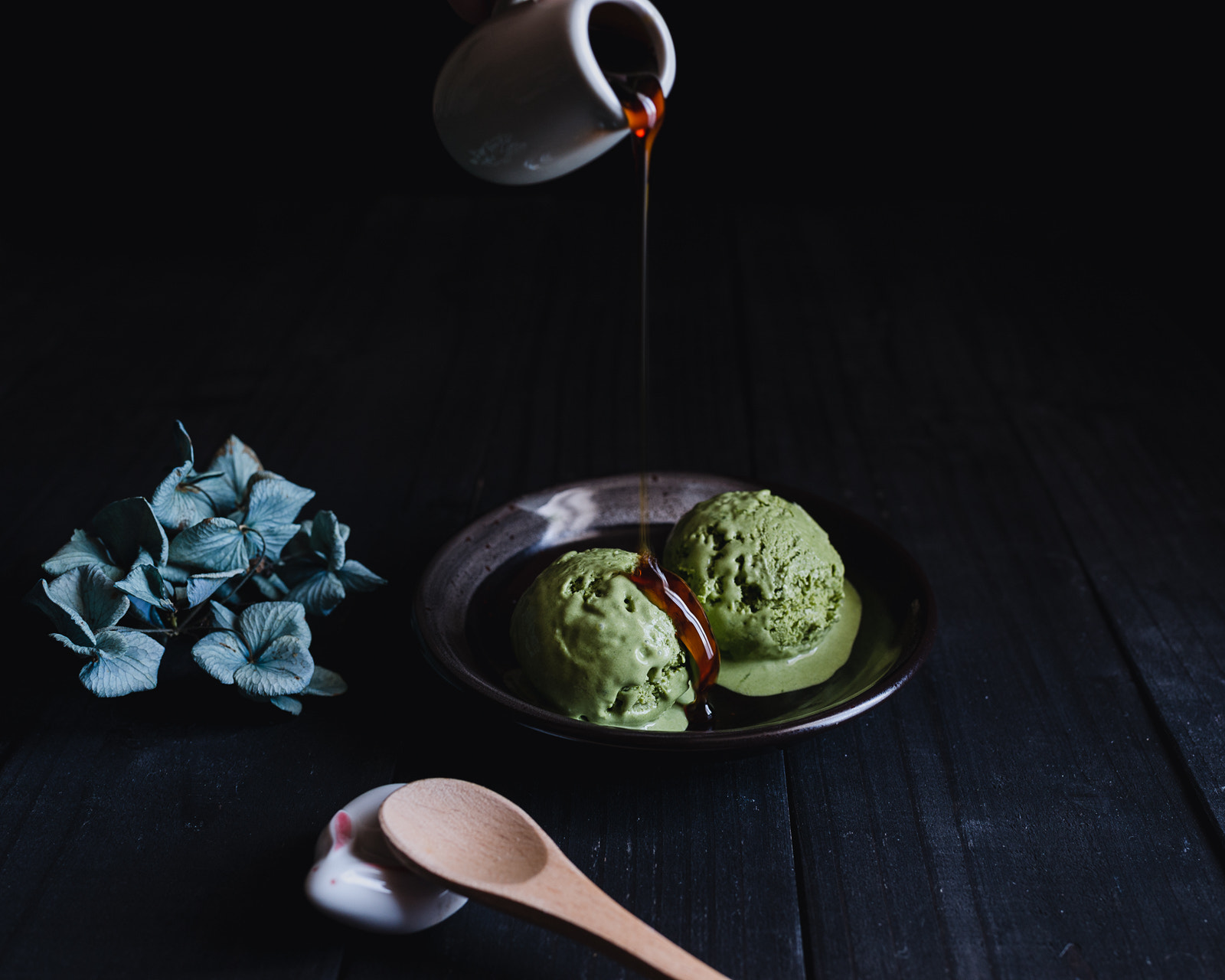 Nikon D610 + AF-S Nikkor 35mm f/1.8G sample photo. Thick matcha icecream. photography