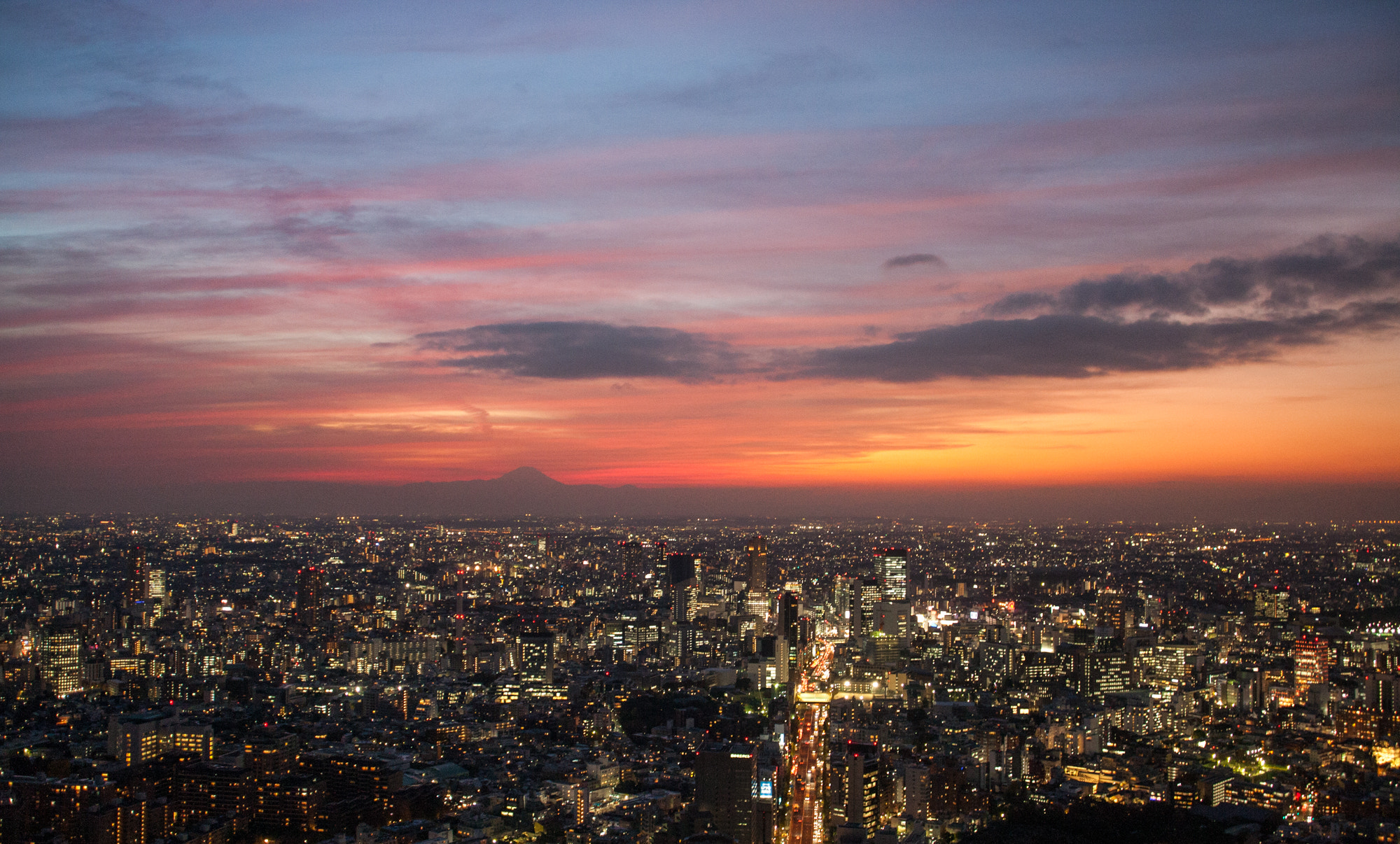 Canon EOS 5D + Canon EF 20-35mm F3.5-4.5 USM sample photo. Fuji in orange photography