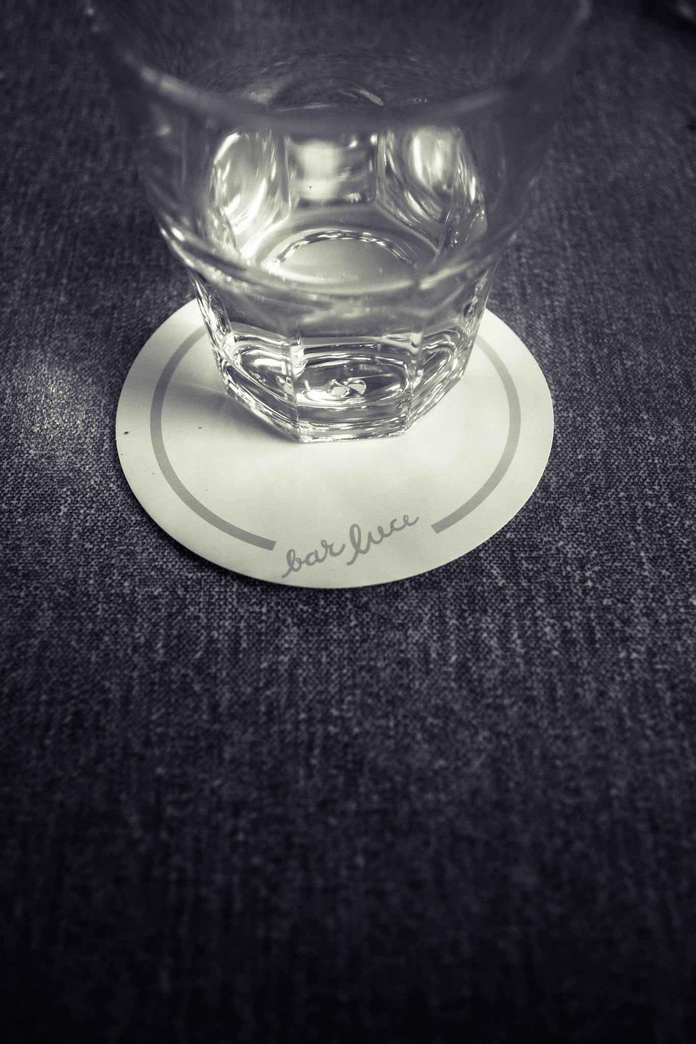 Canon EOS 7D + Canon EF 20mm F2.8 USM sample photo. __bar luce__ photography