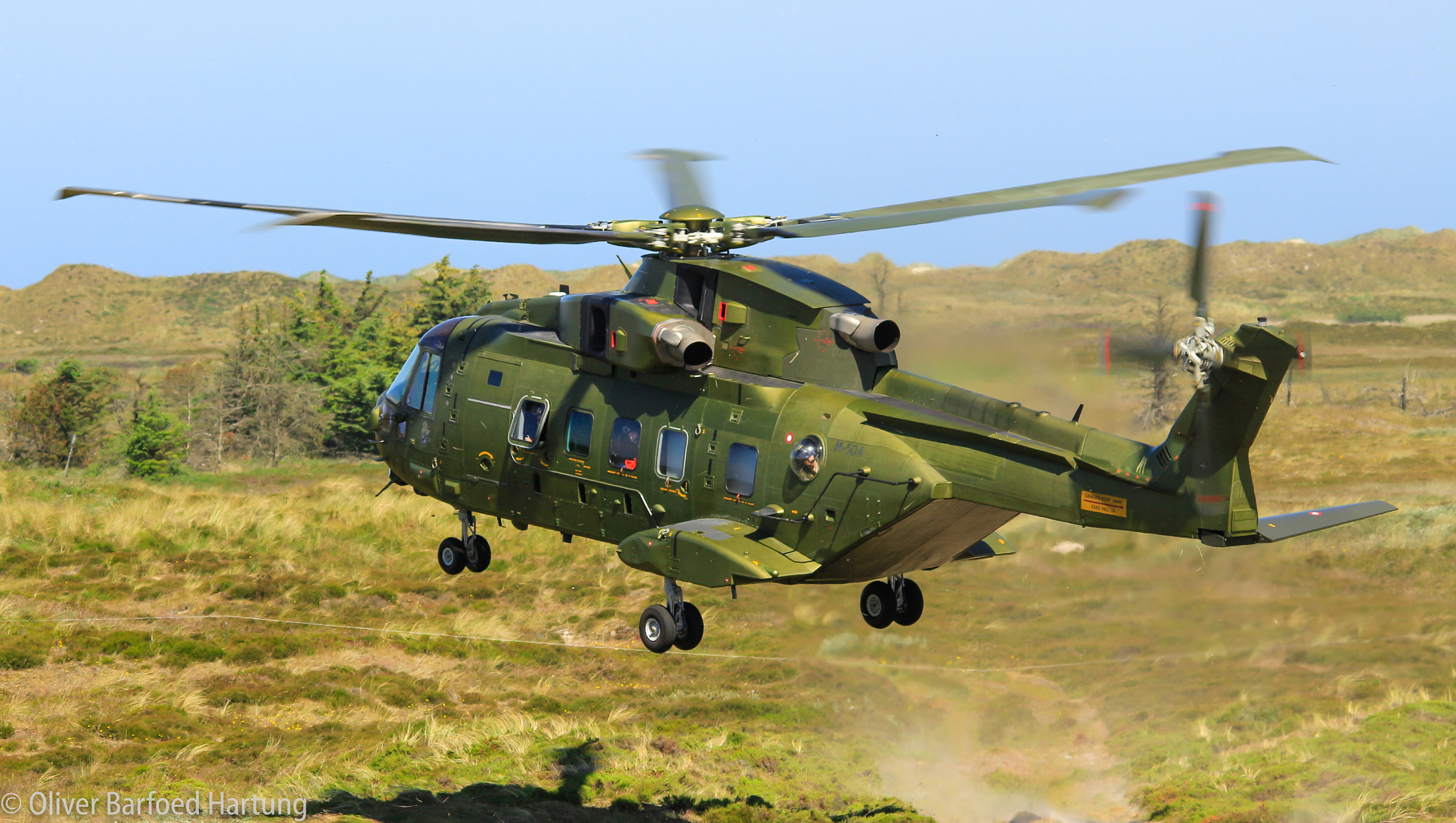 Sigma 150-500mm F5-6.3 DG OS HSM sample photo. Augusta westland picking up troopers photography