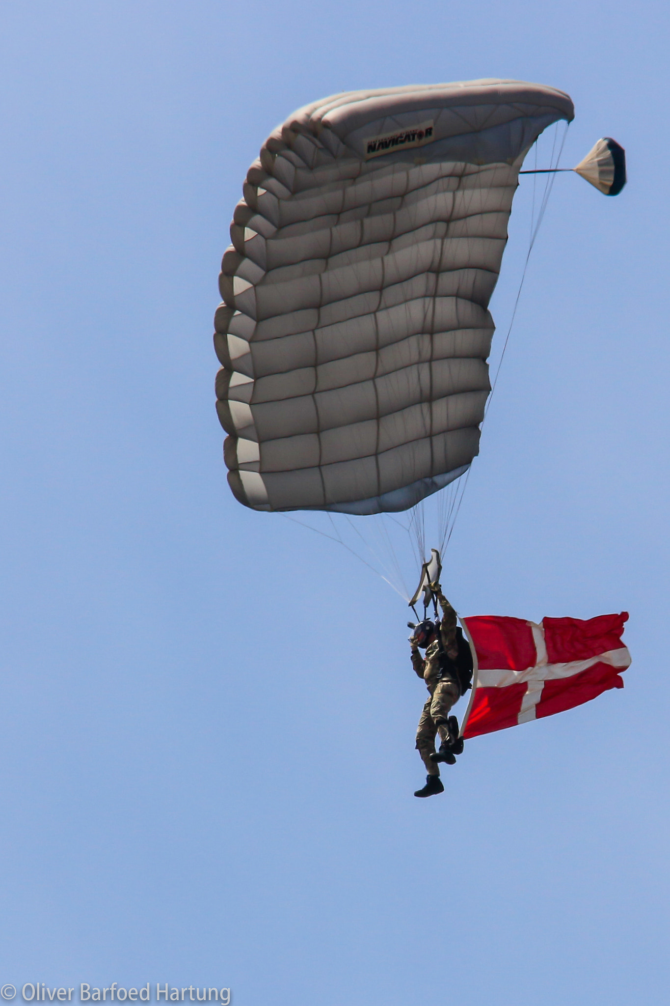 Sigma 150-500mm F5-6.3 DG OS HSM sample photo. Danish paratrooper photography