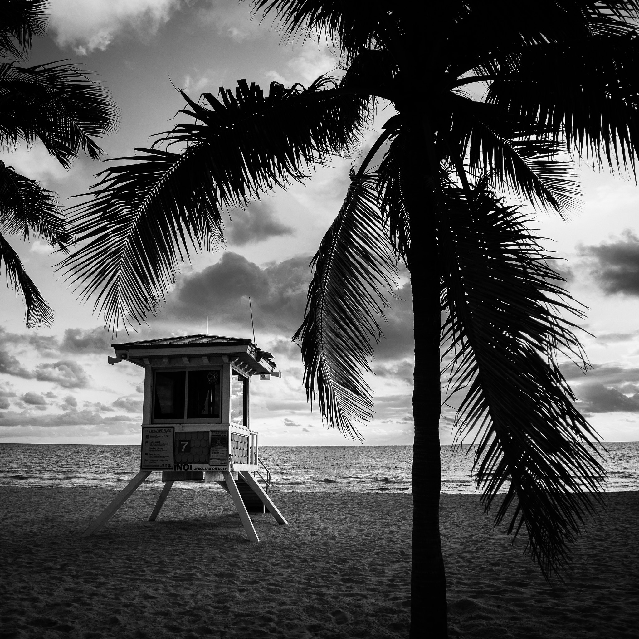 Sony a7 + Sony 20mm F2.8 sample photo. Fort lauderdale beach, florida photography