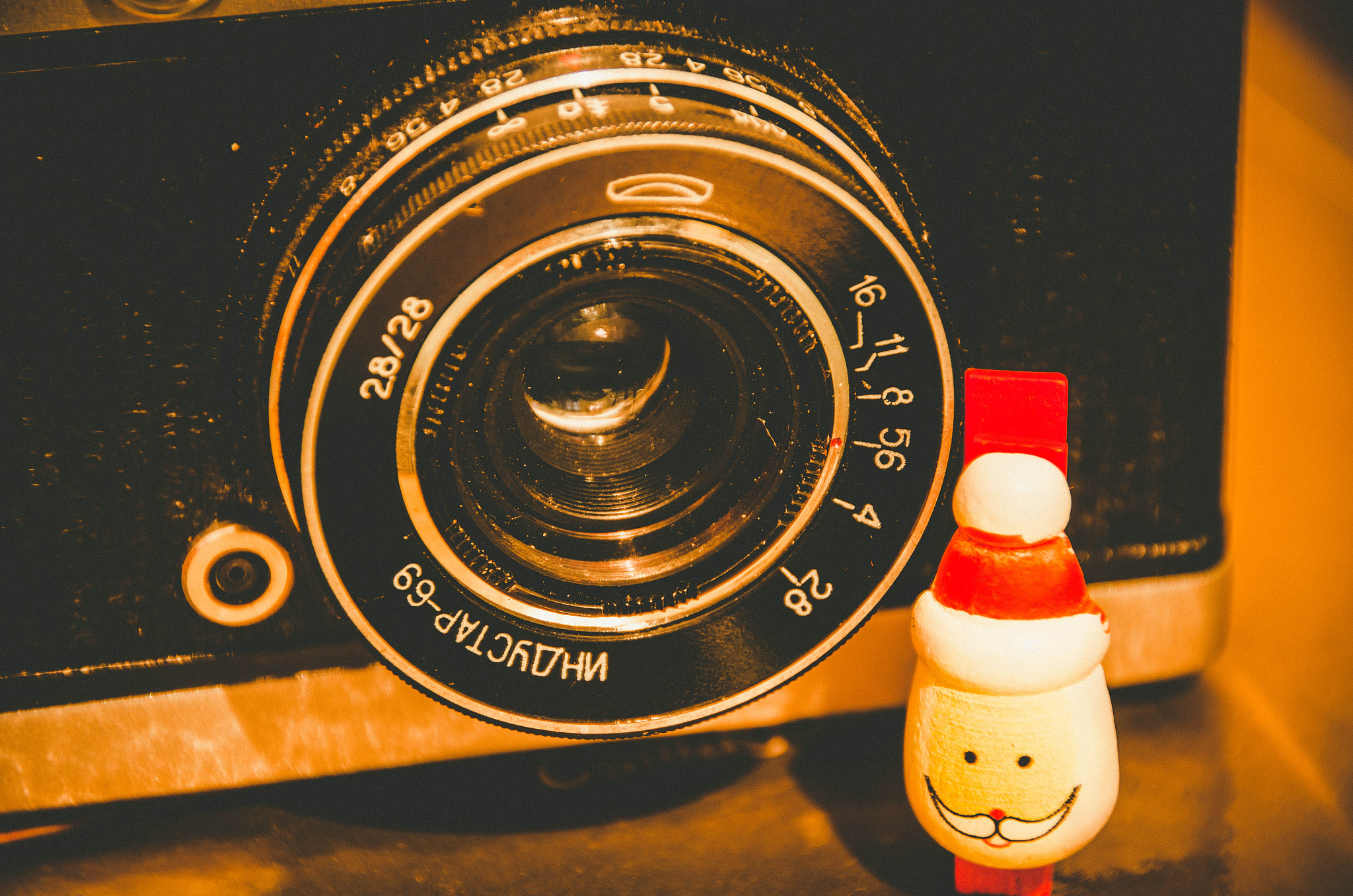 Sigma 18-200mm F3.5-6.3 II DC OS HSM sample photo. Photographer's santa photography