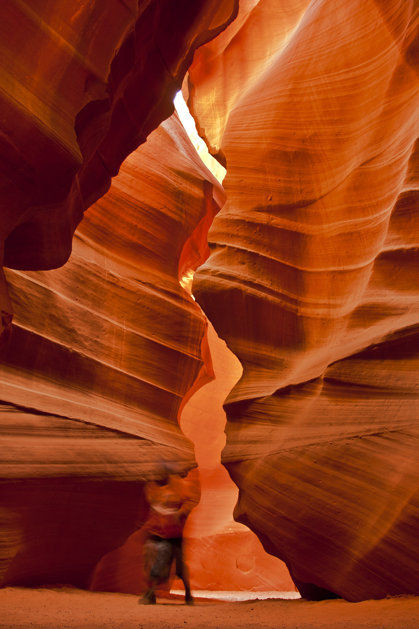 Canon EOS 450D (EOS Rebel XSi / EOS Kiss X2) + Canon EF 17-40mm F4L USM sample photo. Ghost @ the antelope canyon photography