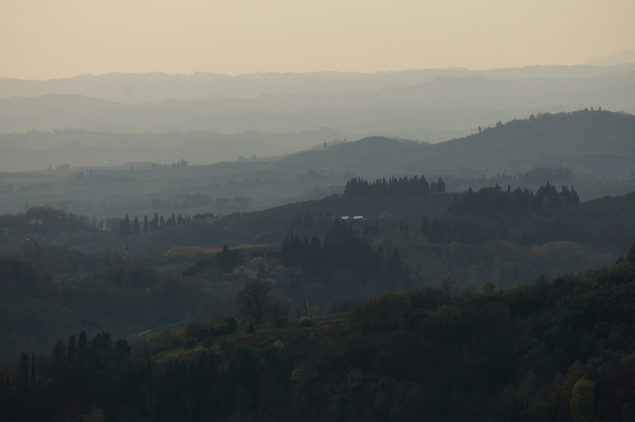 Sony E 55-210mm F4.5-6.3 OSS sample photo. Rolling chianti photography