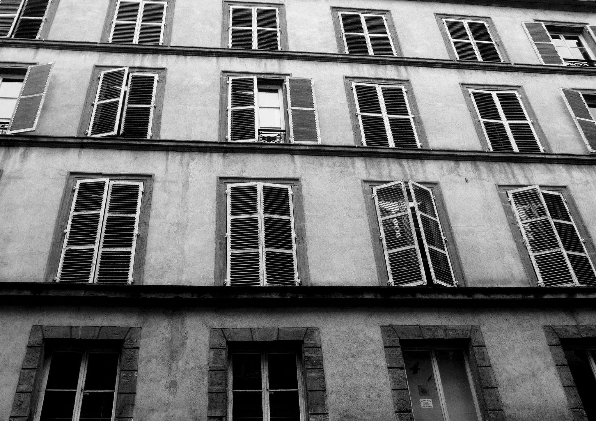 Canon EOS 550D (EOS Rebel T2i / EOS Kiss X4) sample photo. Windows photography