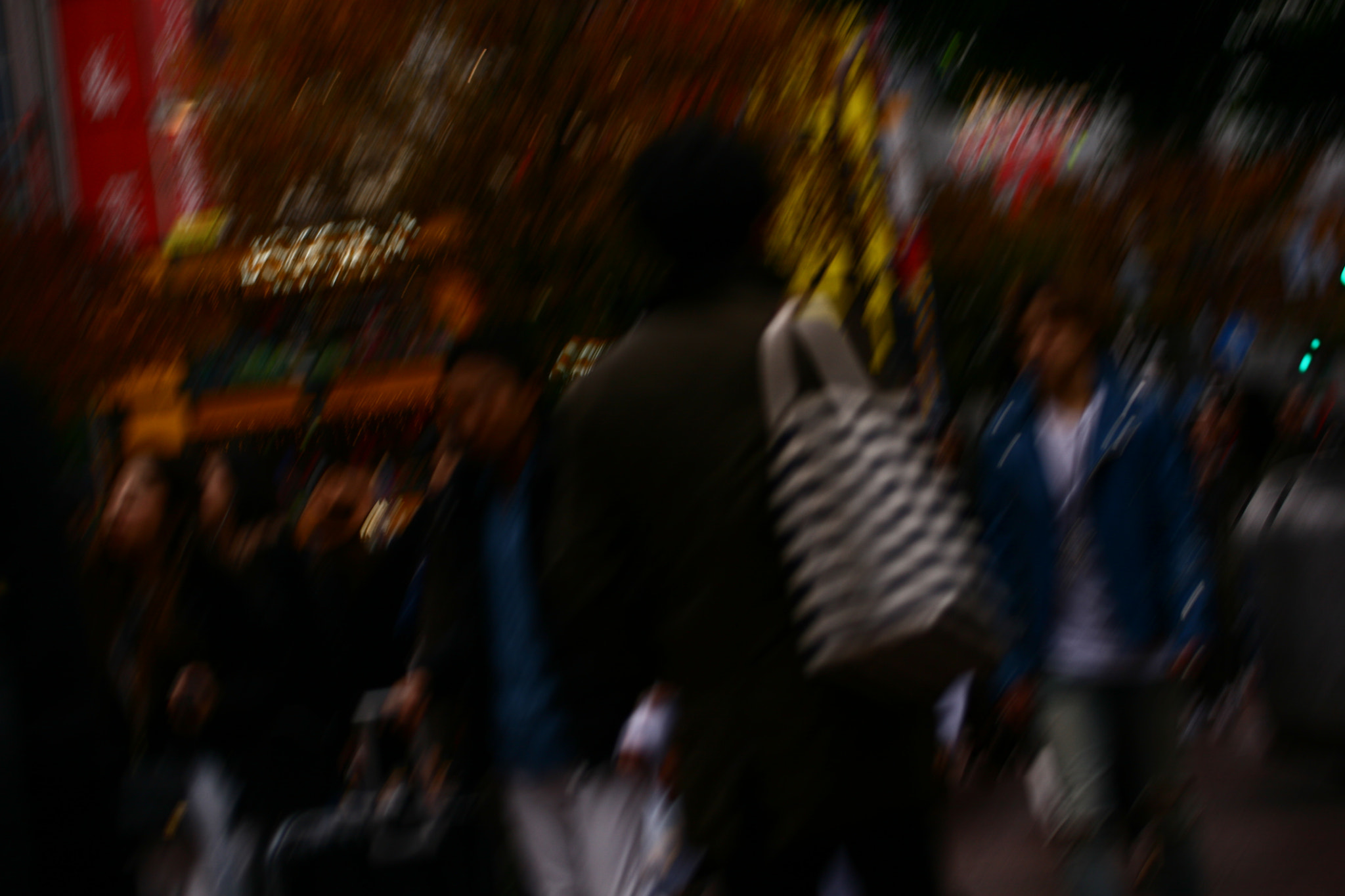 Canon EF 55-200mm F4.5-5.6 II USM sample photo. Passing photography
