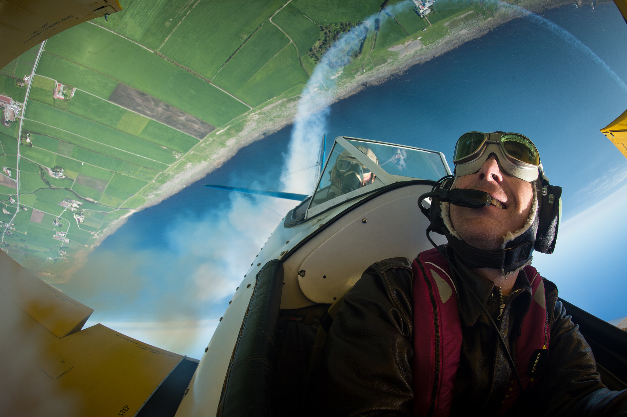 Nikon D4 + Nikon AF Fisheye-Nikkor 16mm F2.8D sample photo. Upside down photography
