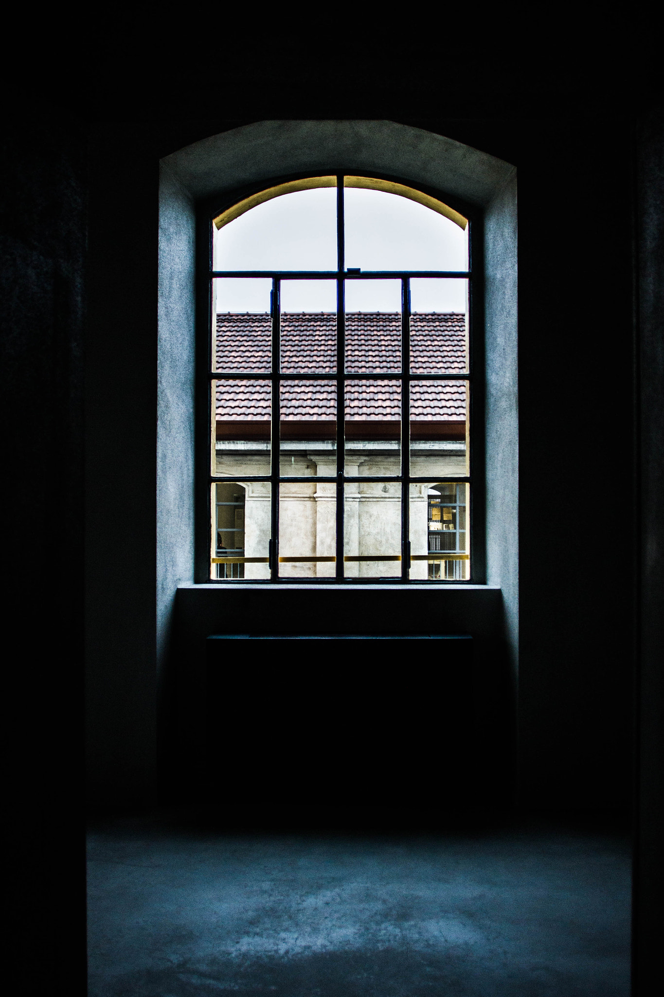 Canon EOS 7D + Canon EF 20mm F2.8 USM sample photo. __fondazione prada__ photography