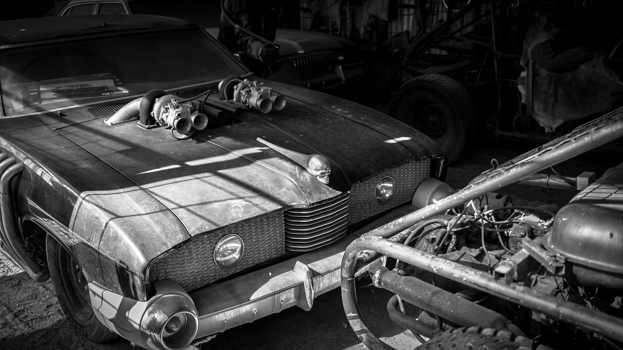 Sony Alpha NEX-6 + Sony Sonnar T* E 24mm F1.8 ZA sample photo. The mad max museum in silverton photography