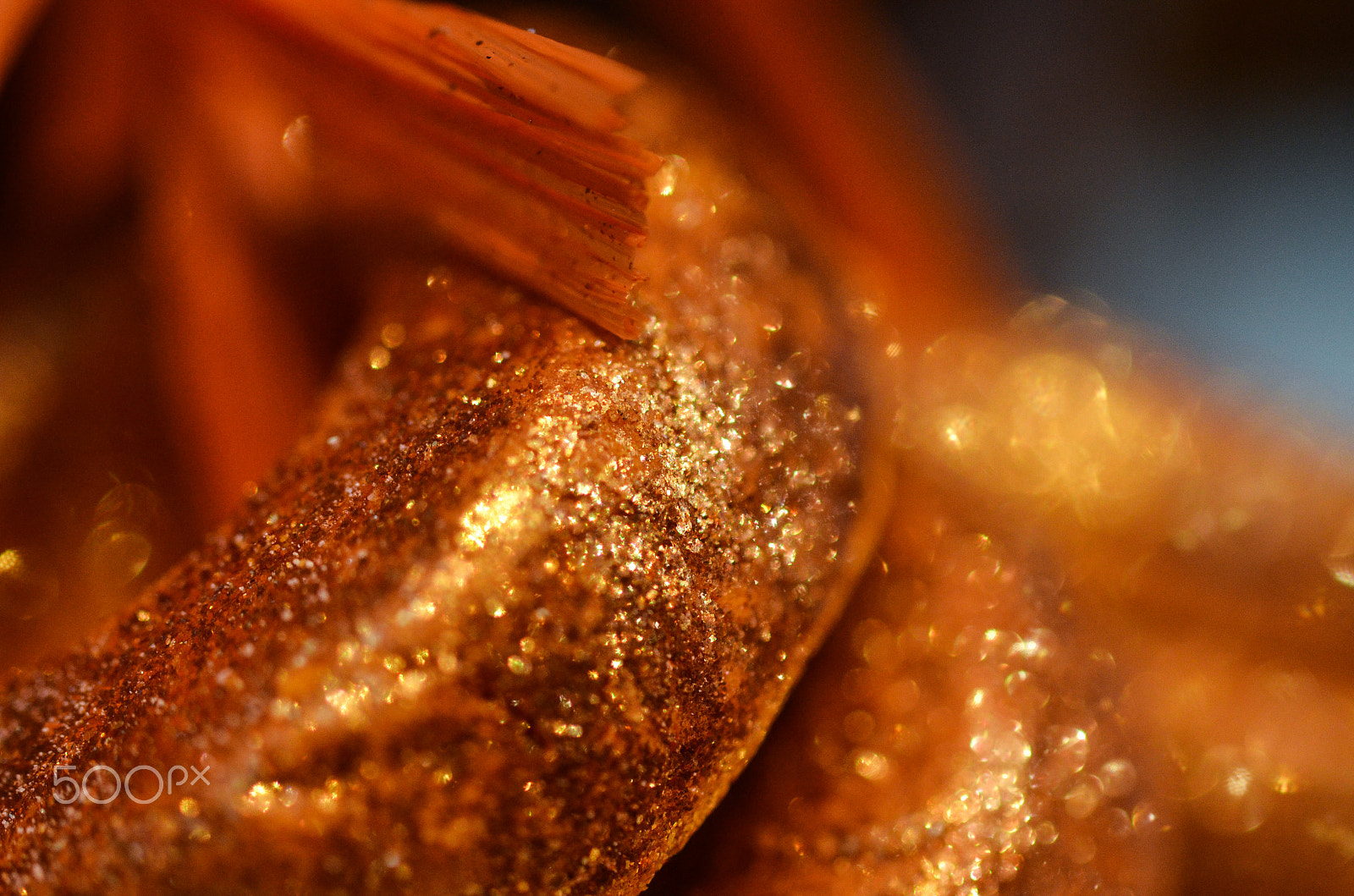 Nikon D5100 + Sigma 50mm F2.8 EX DG Macro sample photo. Five gold rings photography