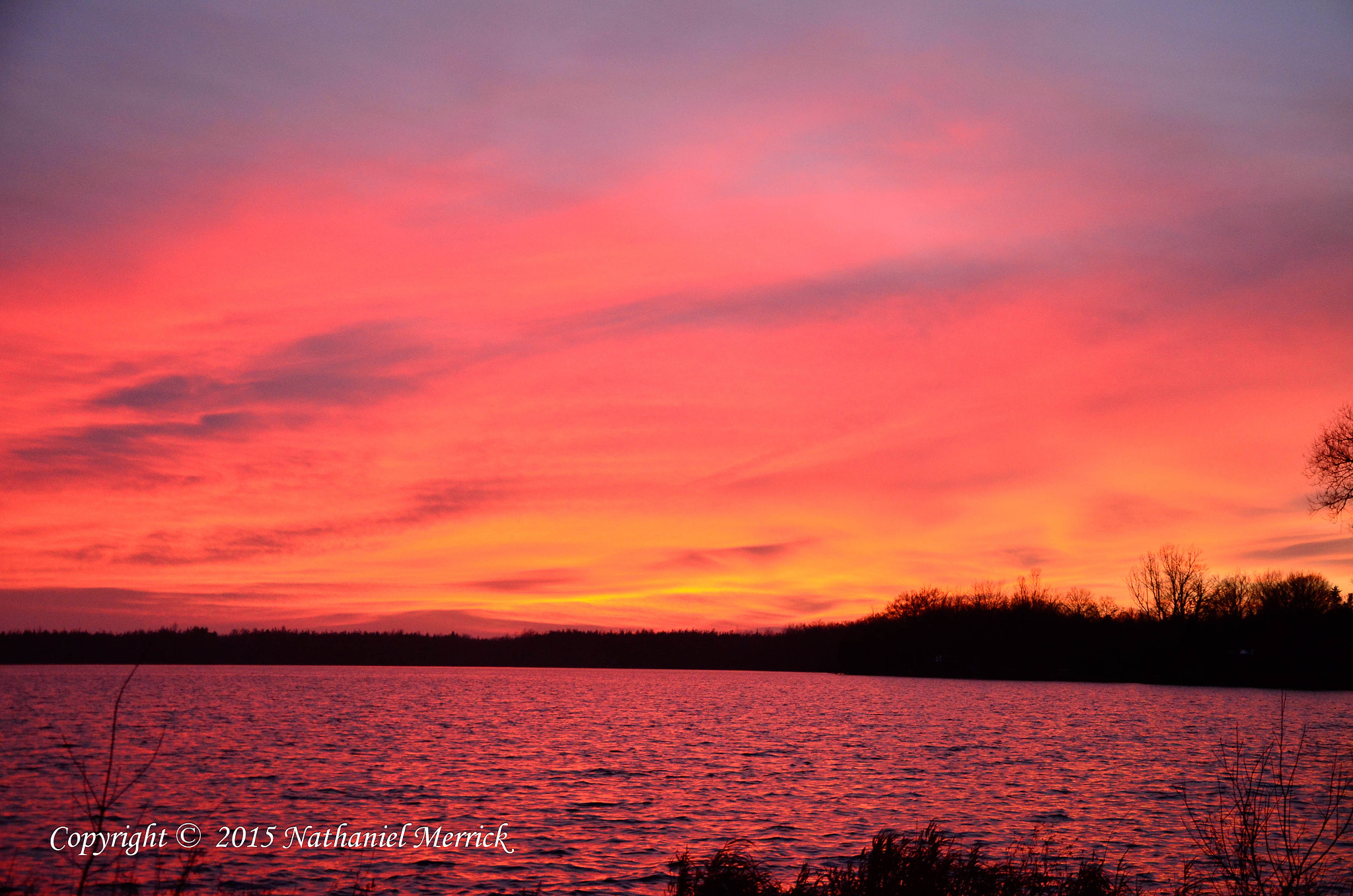 Sigma 18-125mm F3.8-5.6 DC OS HSM sample photo. Sunset on the lake on the mountain photography