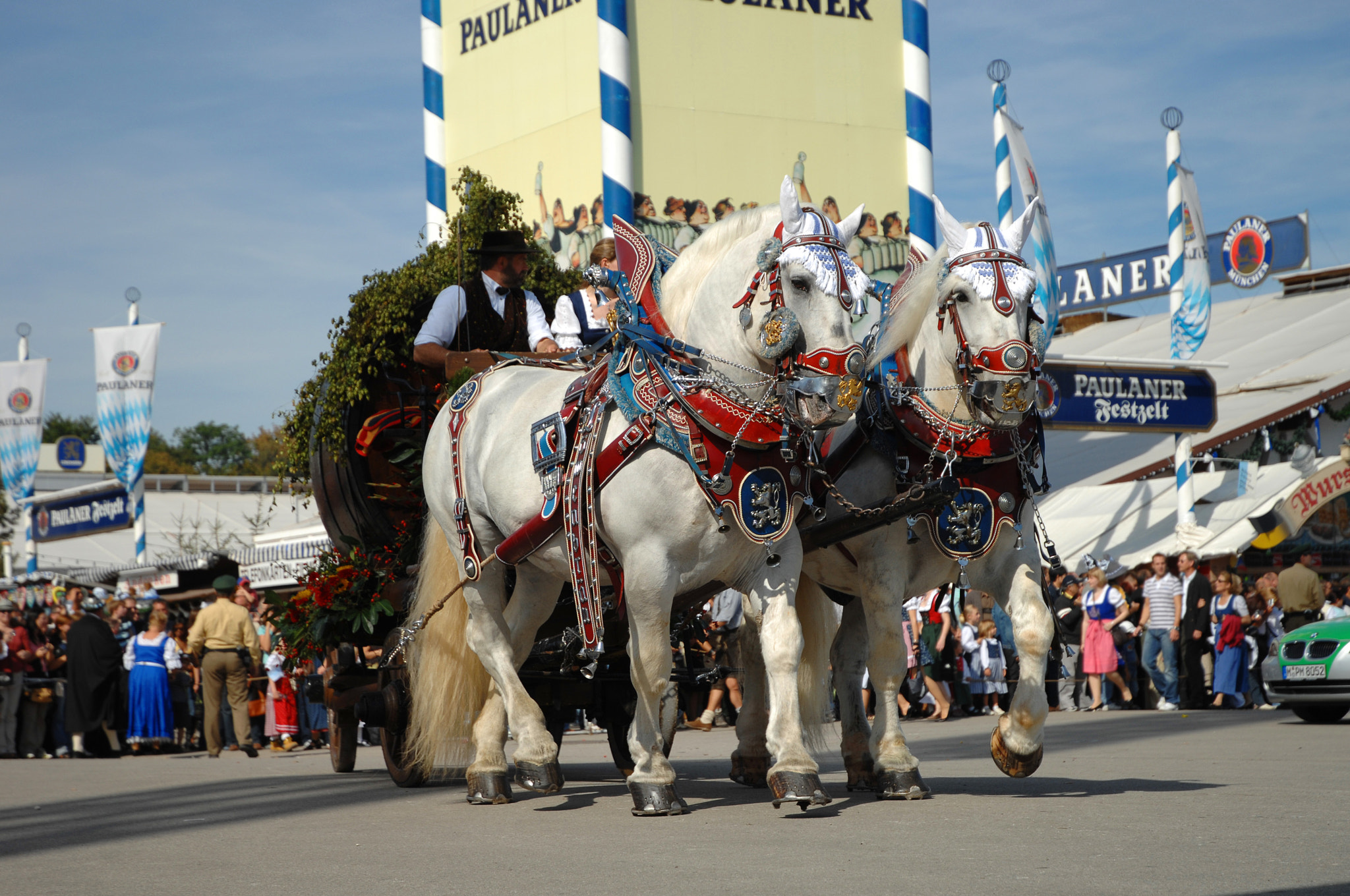 Nikon D2Xs sample photo. Octoberfest munich photography