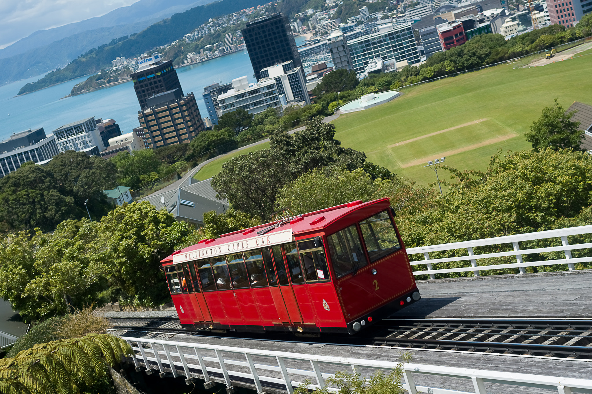 Sony a6000 + Sony Sonnar T* FE 35mm F2.8 ZA sample photo. Wellington cable car photography