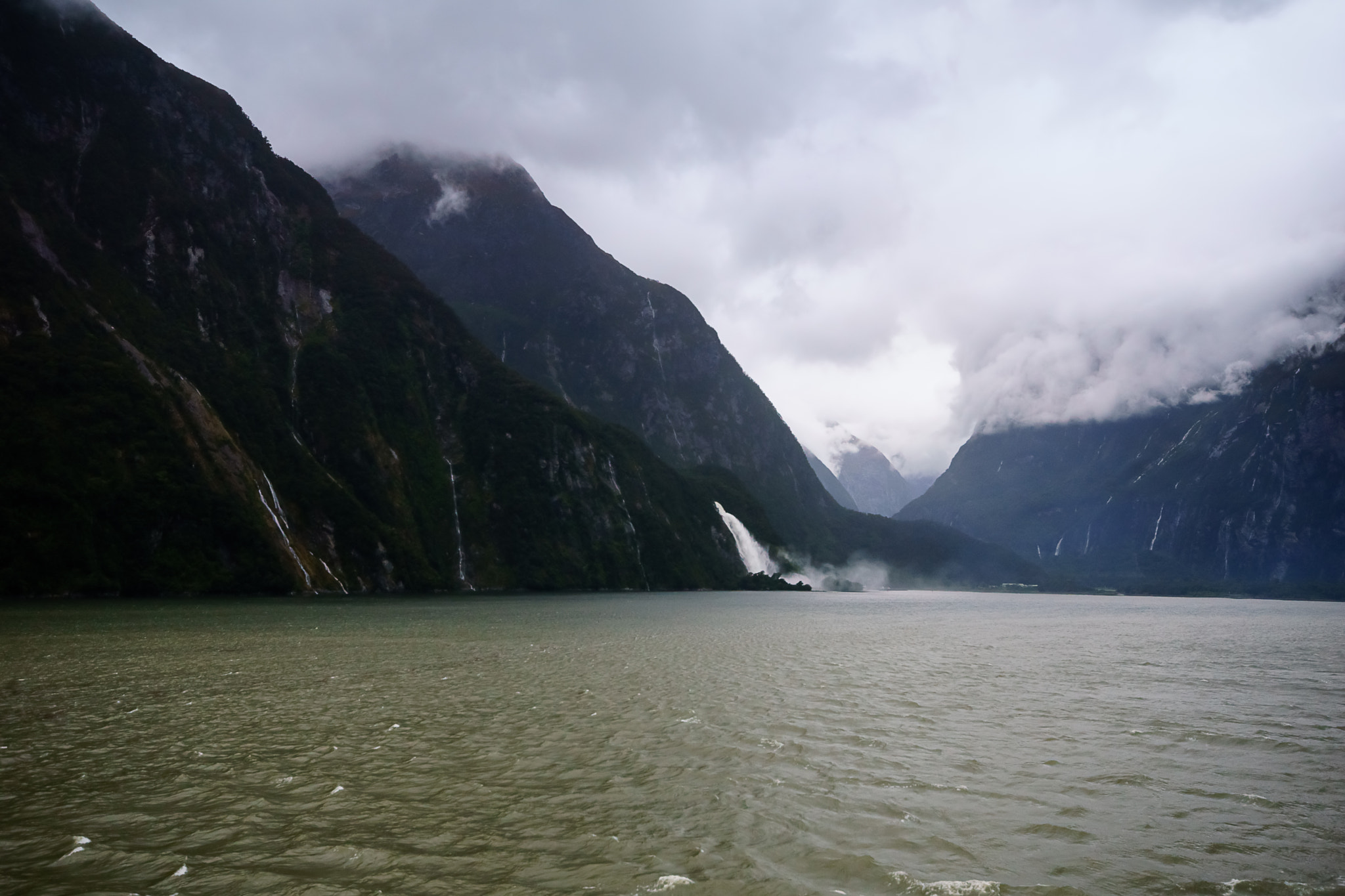 Sony a6000 + Sigma 10-20mm F4-5.6 EX DC HSM sample photo. Fiordland photography