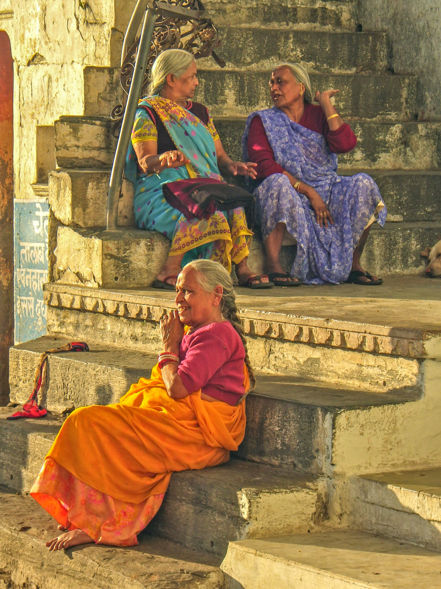Pentax Optio WG-2 sample photo. India udaipur old ladies talking photography