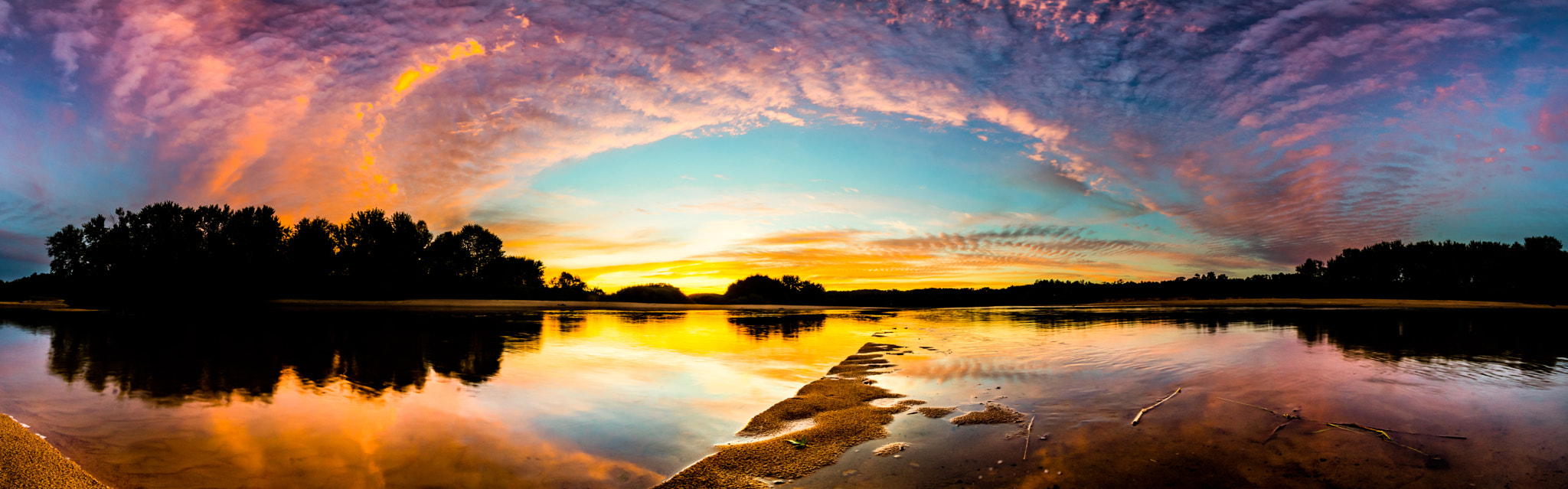 Sony SLT-A57 + 20mm F2.8 sample photo. Driftless dreams photography