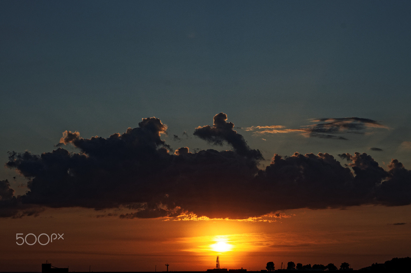 Sony Alpha DSLR-A550 + Minolta AF 50mm F1.7 New sample photo. Harbor at sunset photography