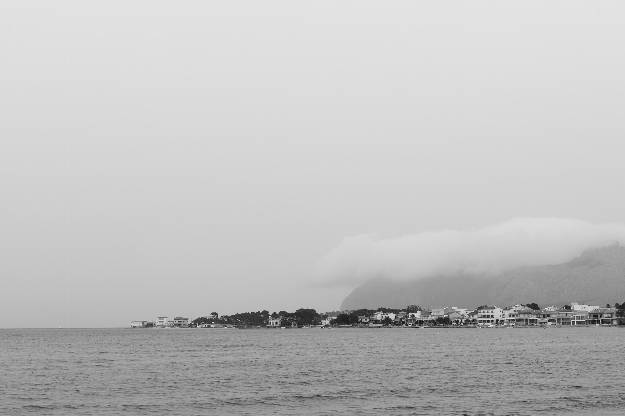 Canon EOS-1D Mark II N sample photo. A cloud in alcudia photography