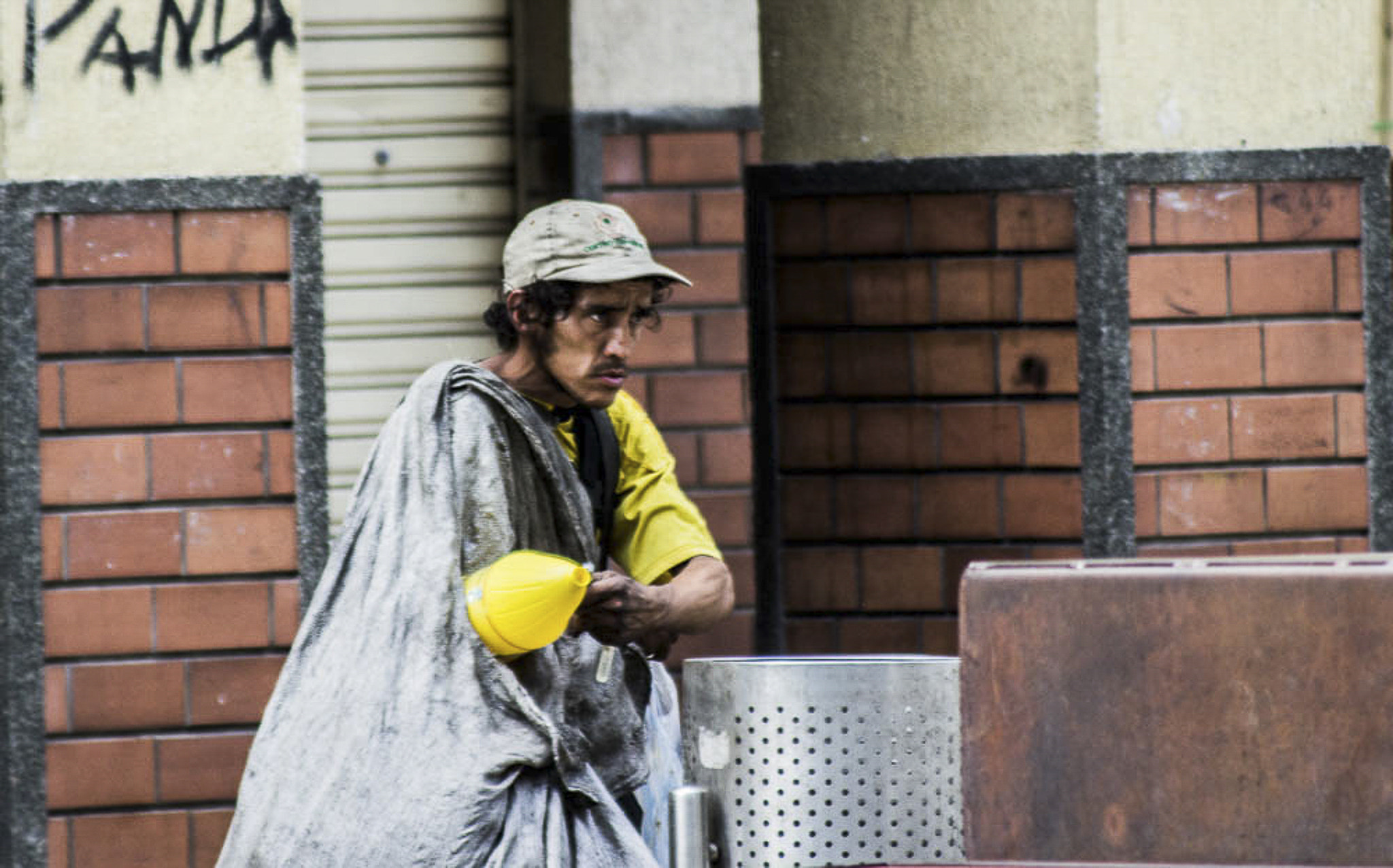 Canon EF 80-200mm F4.5-5.6 II sample photo. Humanity failure photography