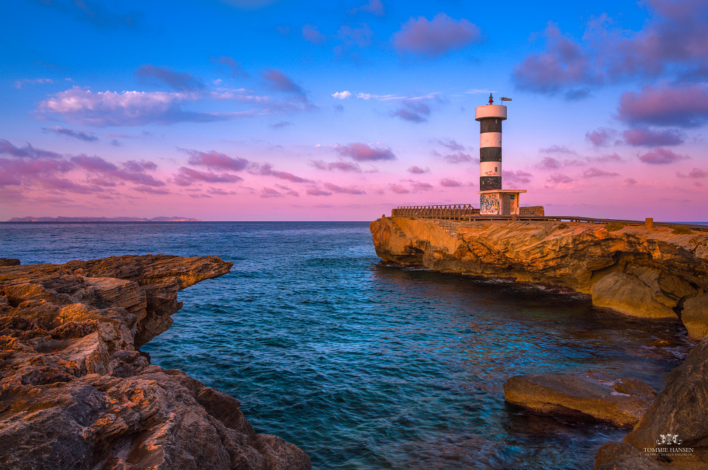 Sunrinse in a small cove in Colonia de Sant Jordi, Mallorca (Spa von Tommie Hansen auf 500px.com