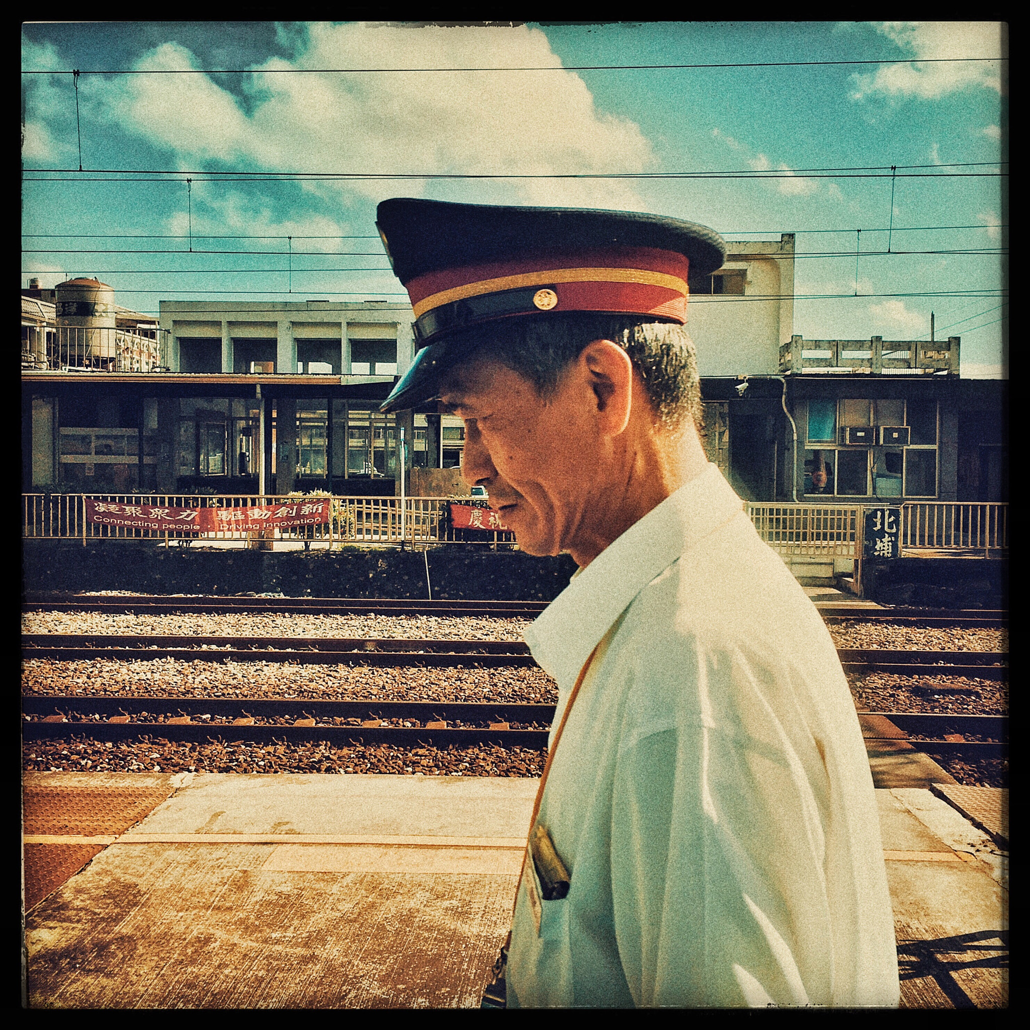 Hipstamatic 303 sample photo. 戀戀風塵 photography