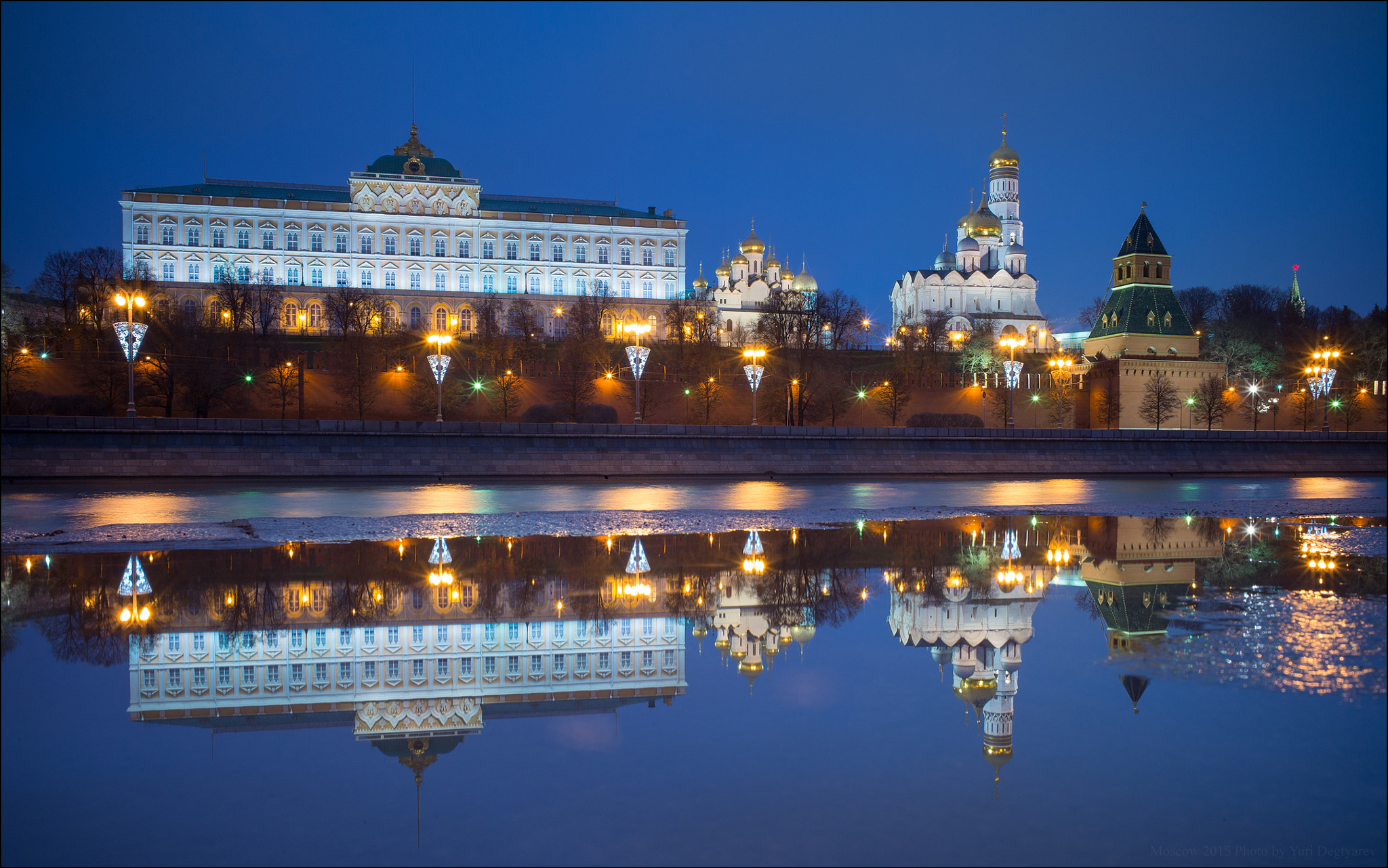 Summicron-M 1:2/28 ASPH. sample photo. Russia. moscow. kremlin. photography