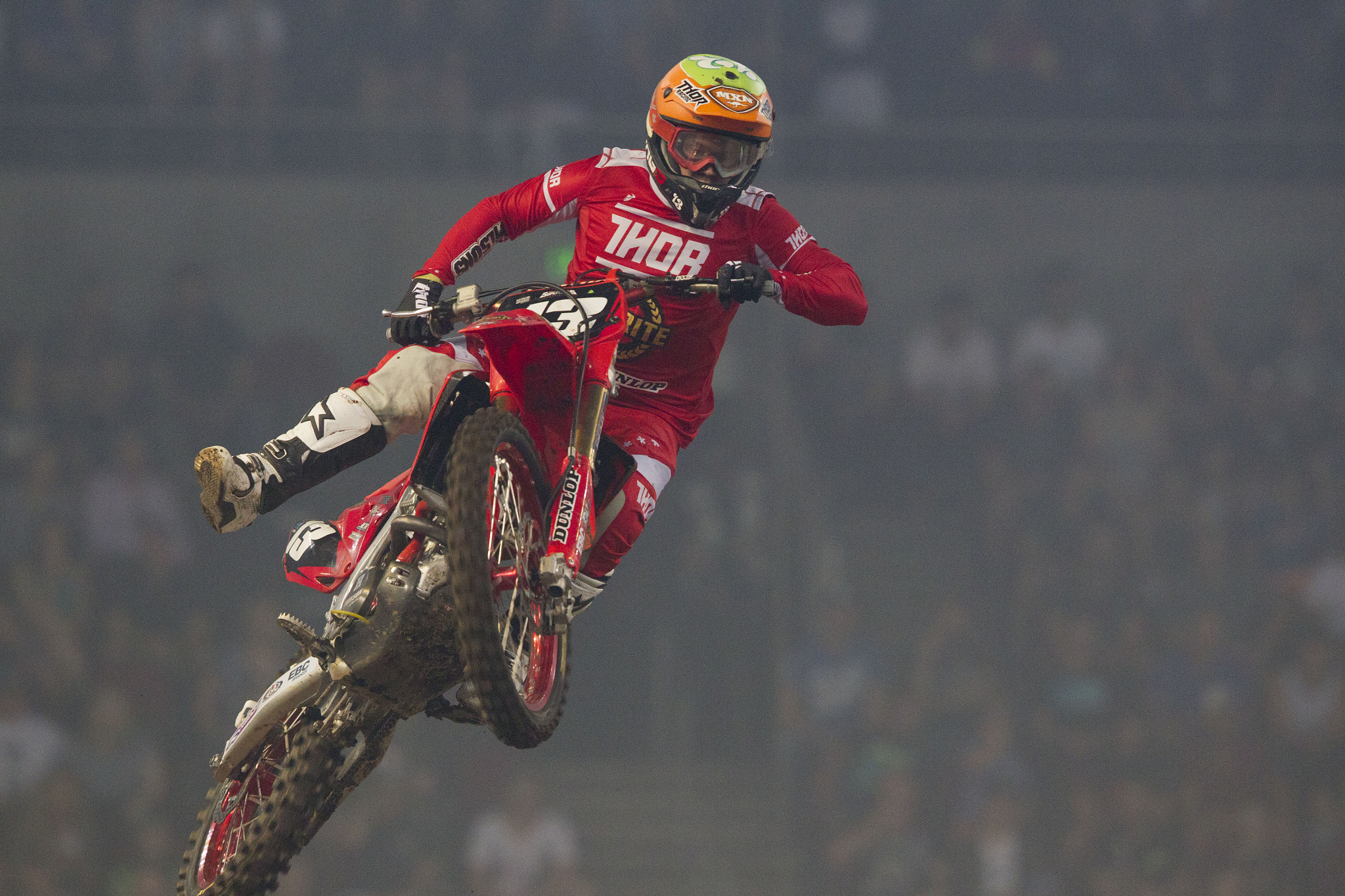 Canon EF 400mm F2.8L IS II USM sample photo. Jump photography
