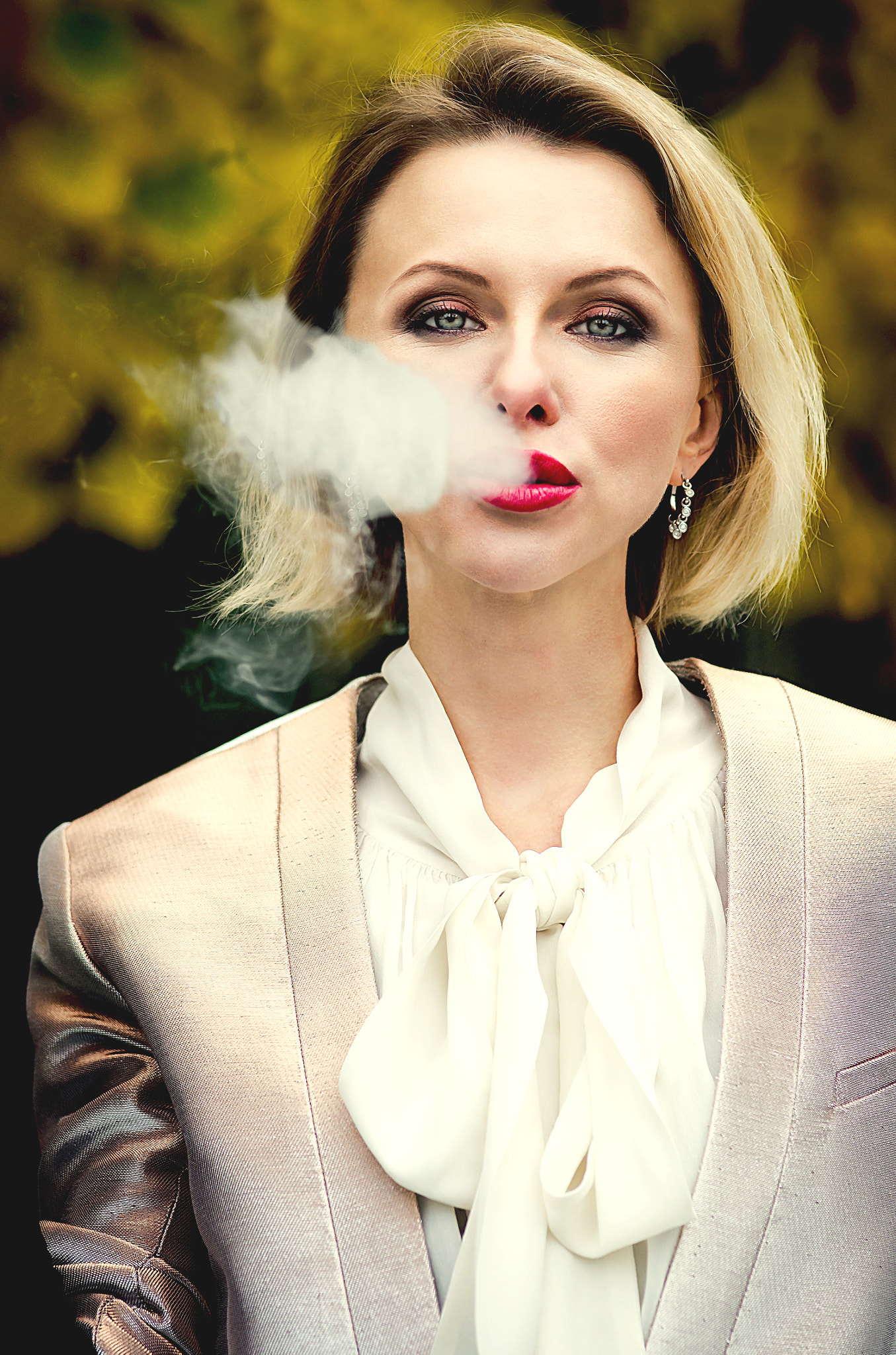 Nikon D600 + Sigma 105mm F2.8 EX DG Macro sample photo. Girl and cigarette photography