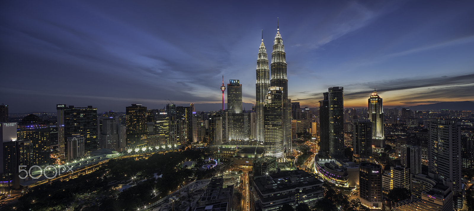 Canon TS-E 17mm F4L Tilt-Shift sample photo. Kuala lumpur city centre photography