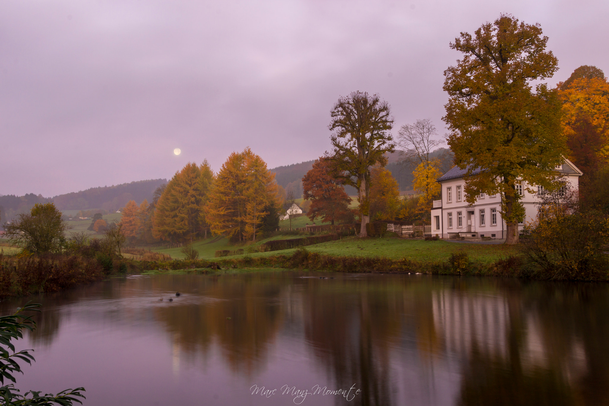 Sigma 24-105mm f/4 DG OS HSM | A sample photo. Moonset photography