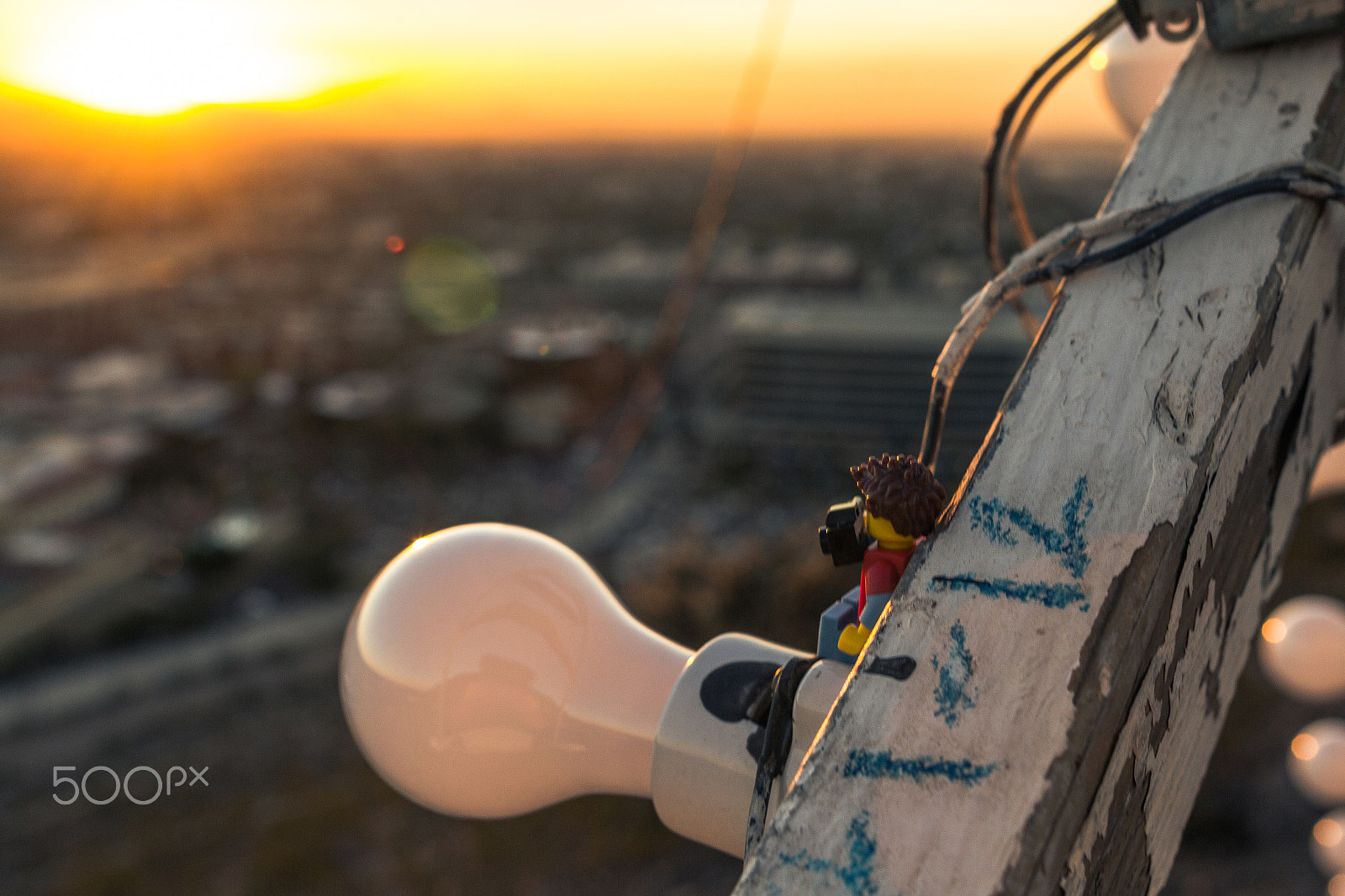 Sigma 24mm F1.4 DG HSM Art sample photo. How many lego does it take to change a lightbulb? photography