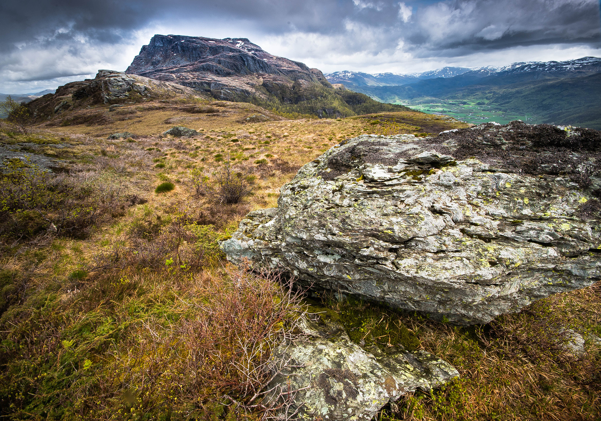 Sigma AF 10-20mm F4-5.6 EX DC sample photo. Backyard mountain photography