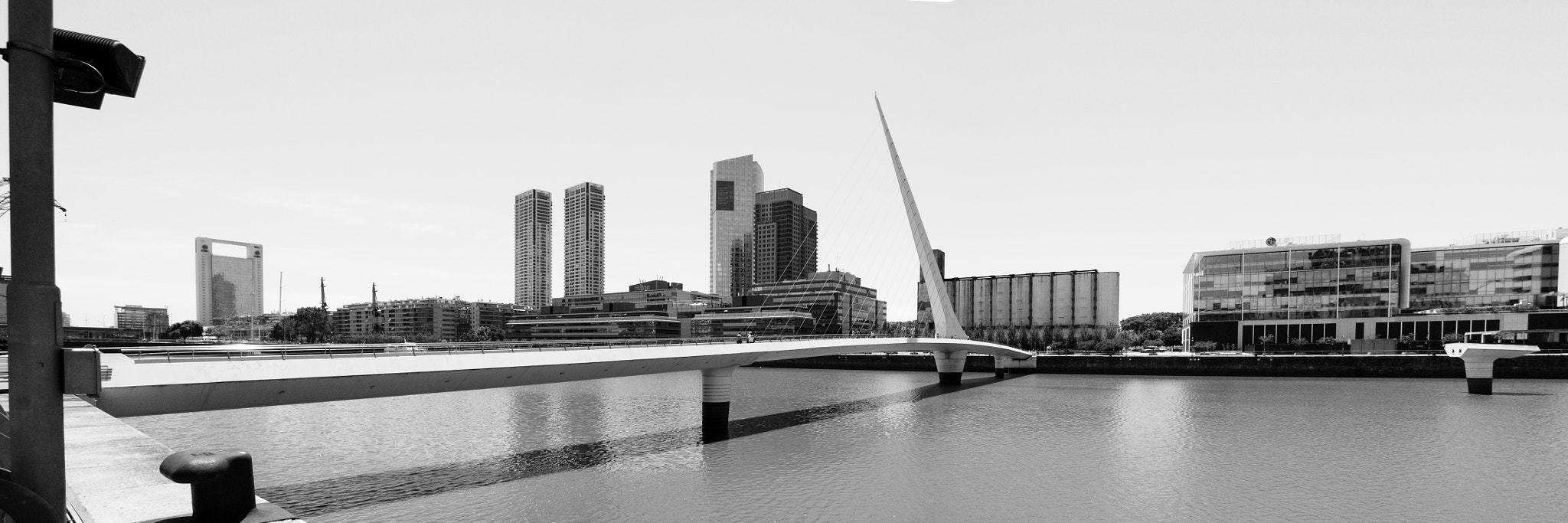 Olympus E-30 + OLYMPUS 14-54mm Lens sample photo. Panorama puente de la mujer 2 photography