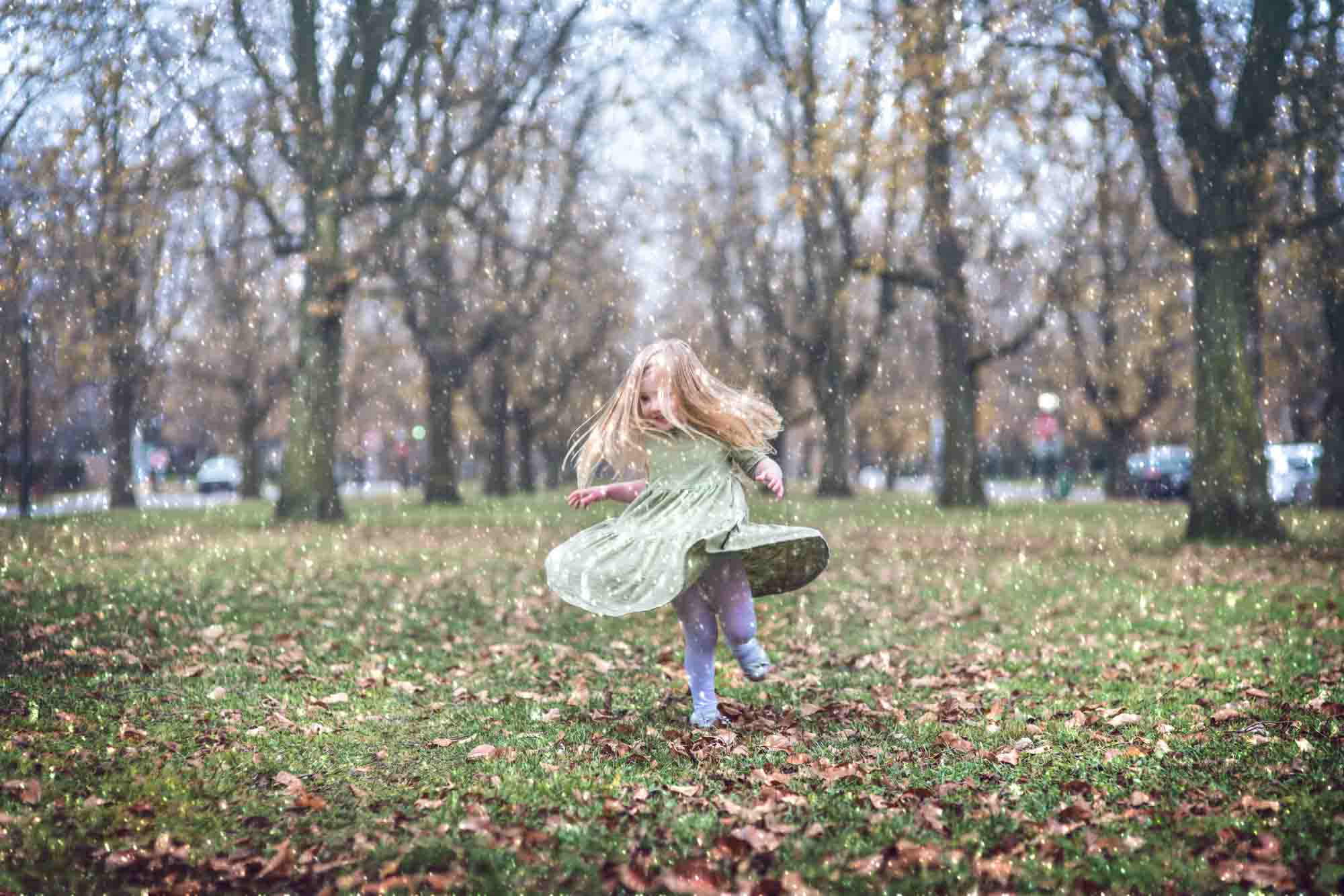 Sony a7R II + Sigma 85mm F1.4 EX DG HSM sample photo. Girl dancing photography