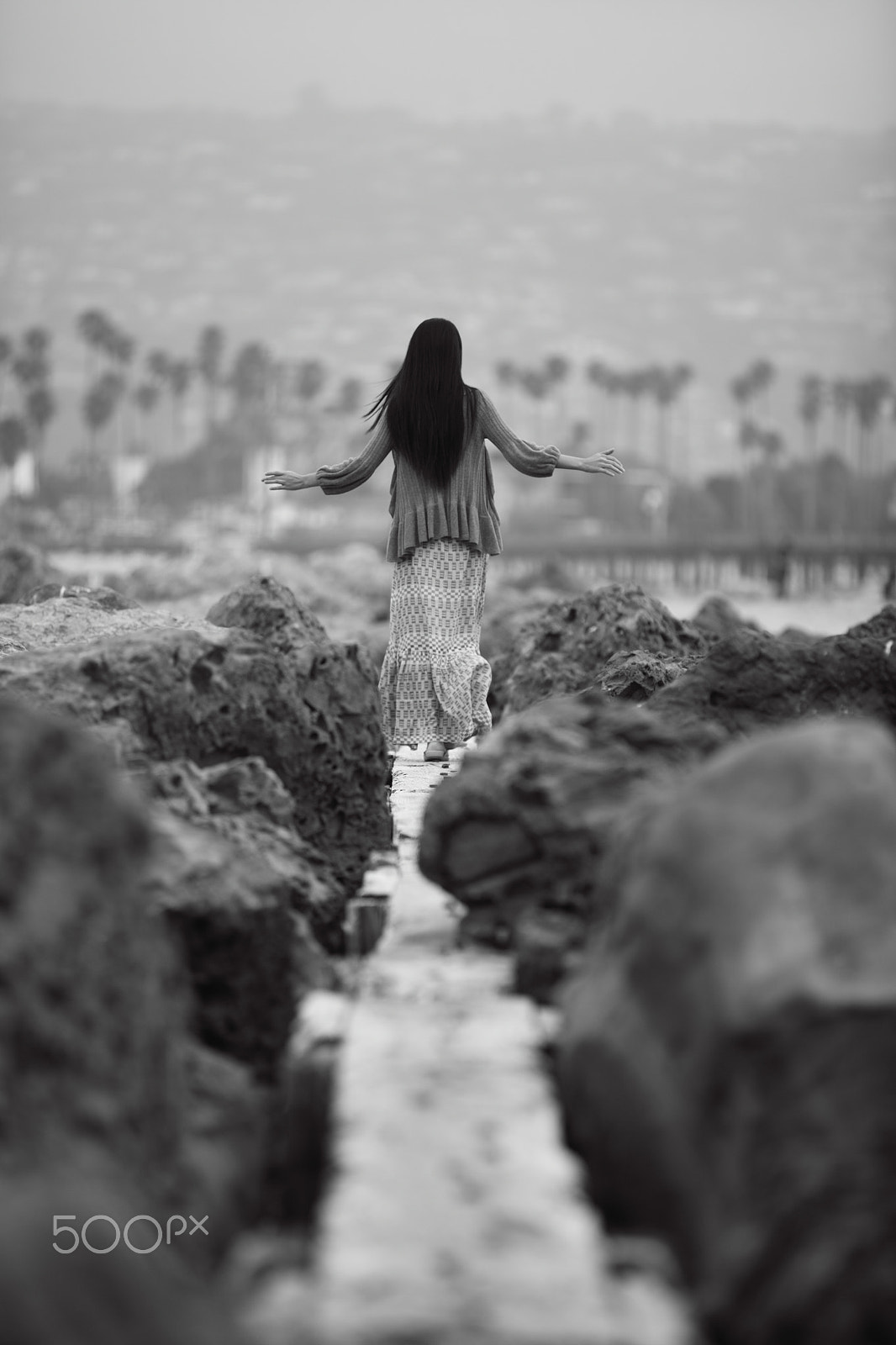 Canon EF 70-200mm F2.8L IS II USM sample photo. Passing the rocky pathway photography