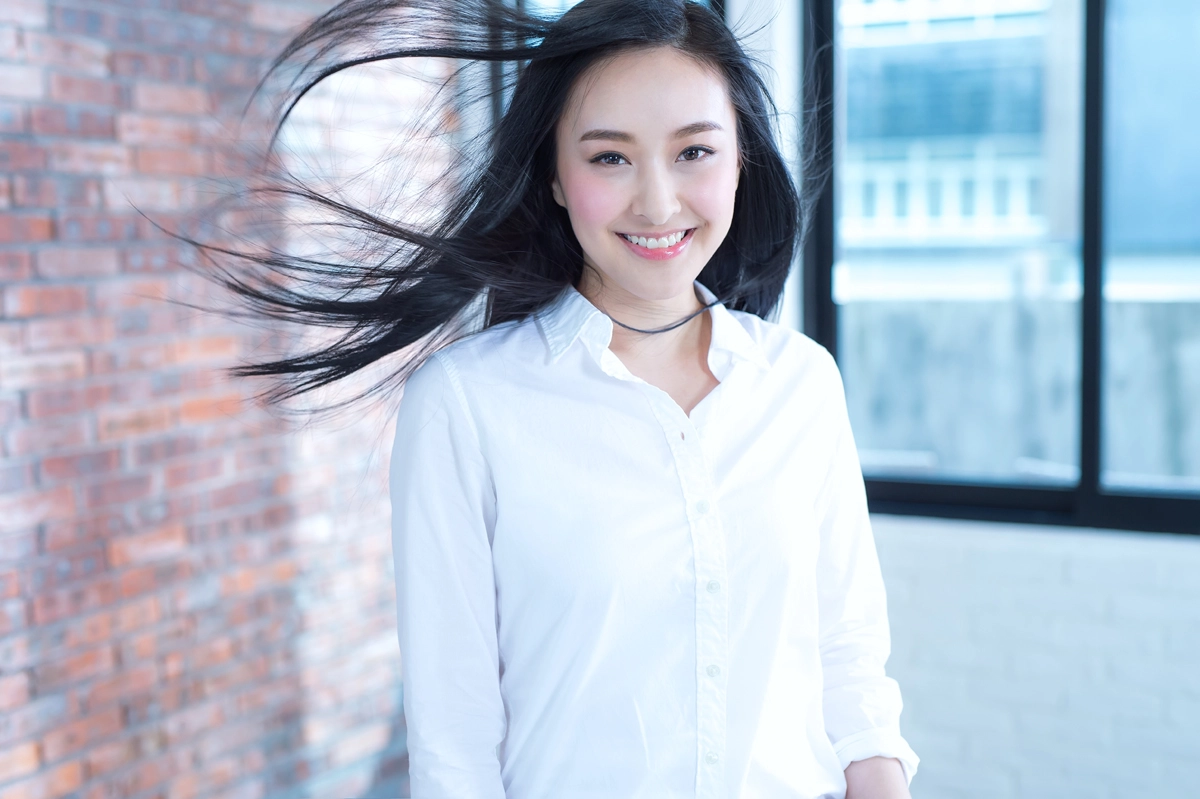 Nikon D4 + Sigma 50mm F1.4 DG HSM Art sample photo. Empower me - 1 day acuvue define photography
